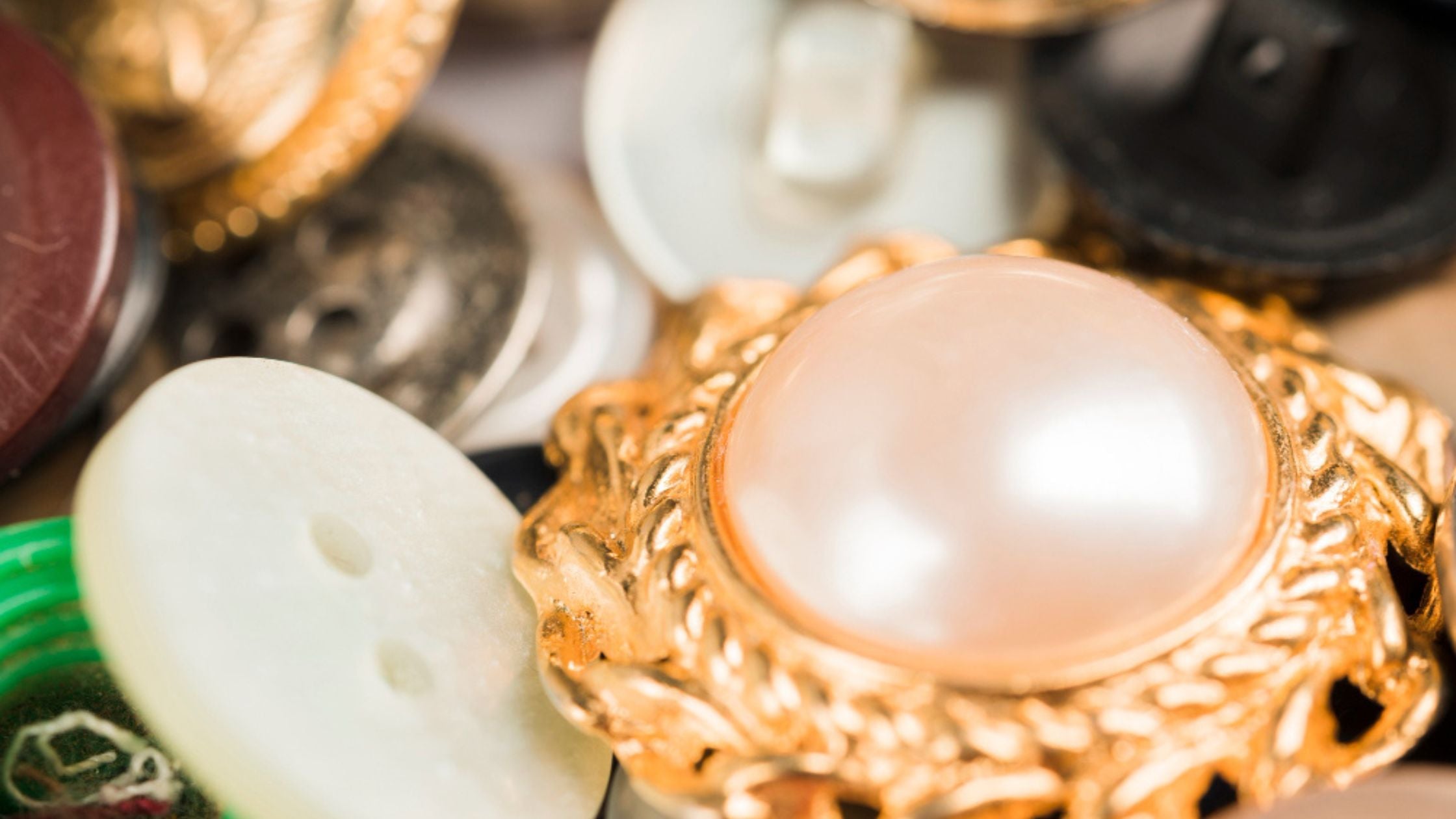 anti-tarnish jewelery vs artificial jewelery