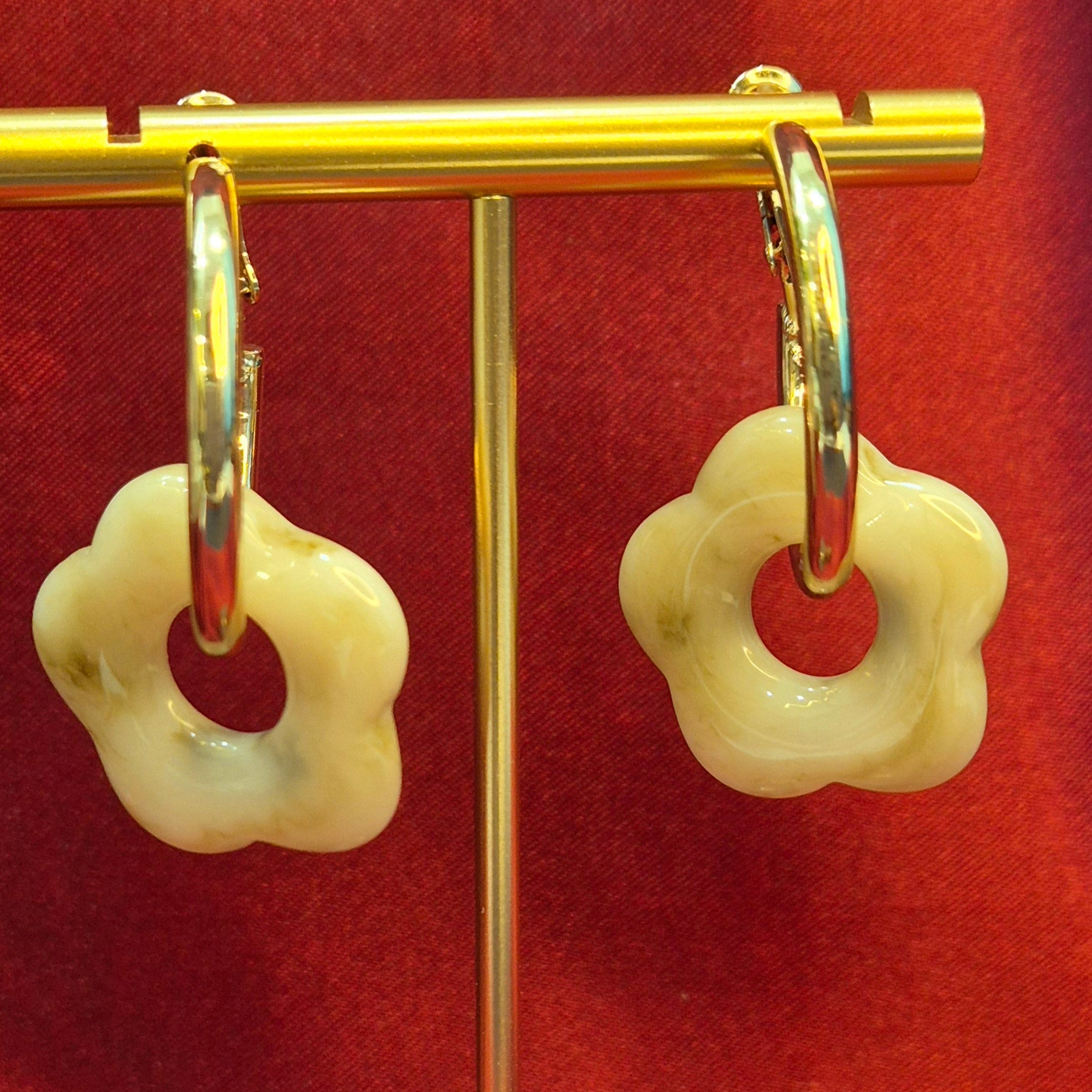 Golden Hoop Earrings with Cream  Resin Flower Charm –  Trendy Casual Jewelry