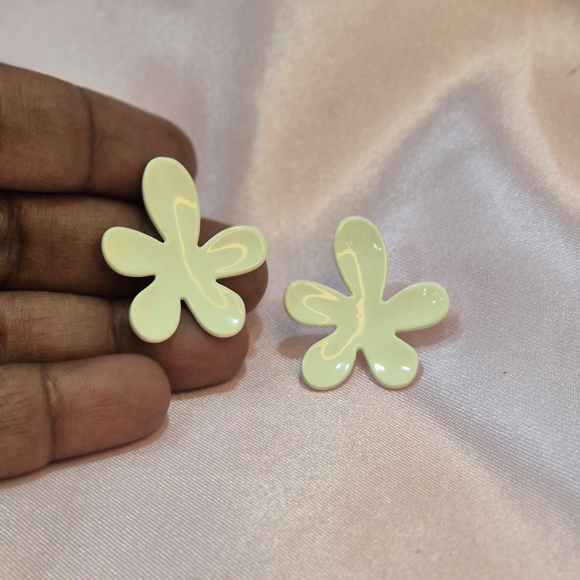Glossy Pastel Flower Stud Earrings