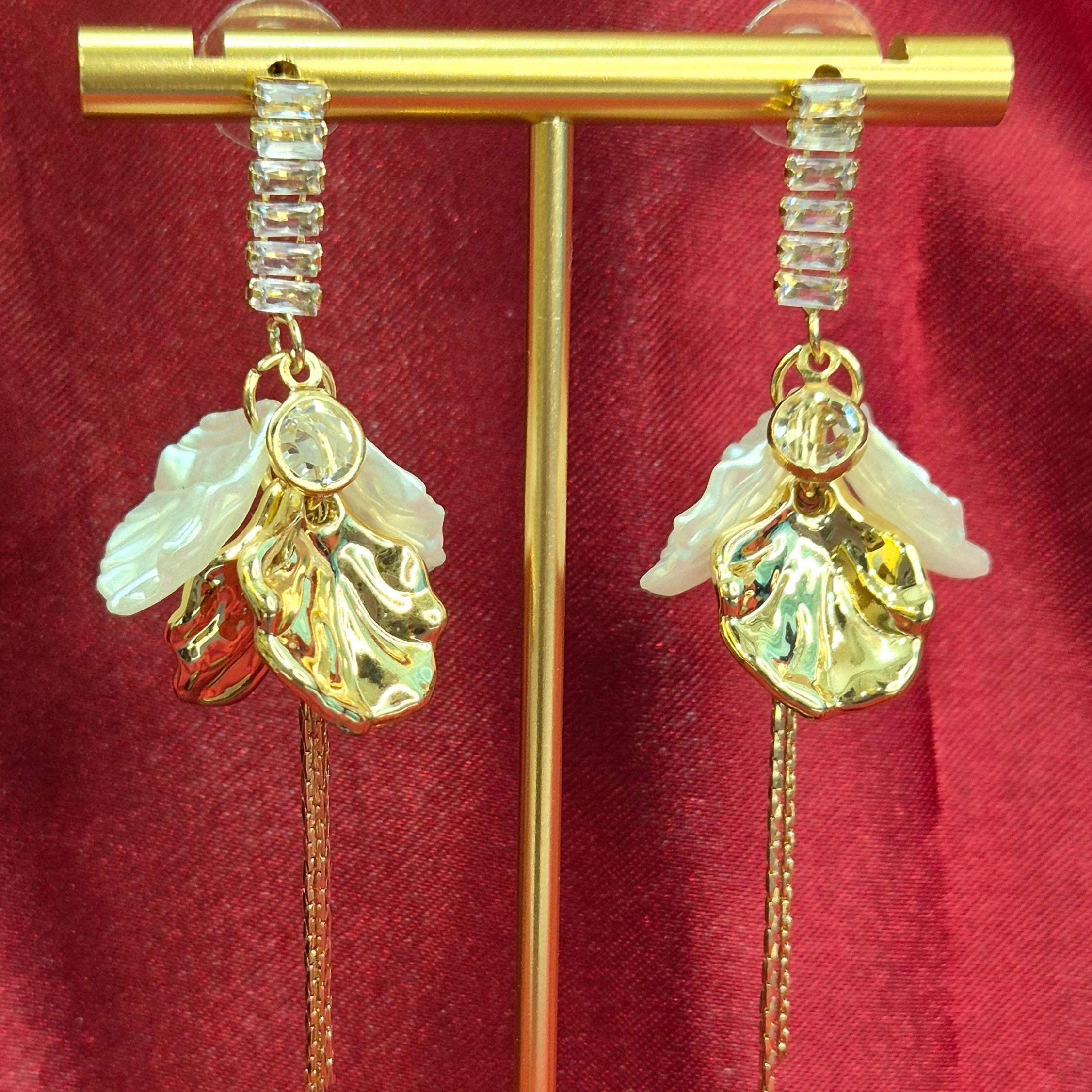 Gold Shell & Pearl Crystal Dangle  Earrings – Iridescent Statement  Jewelry