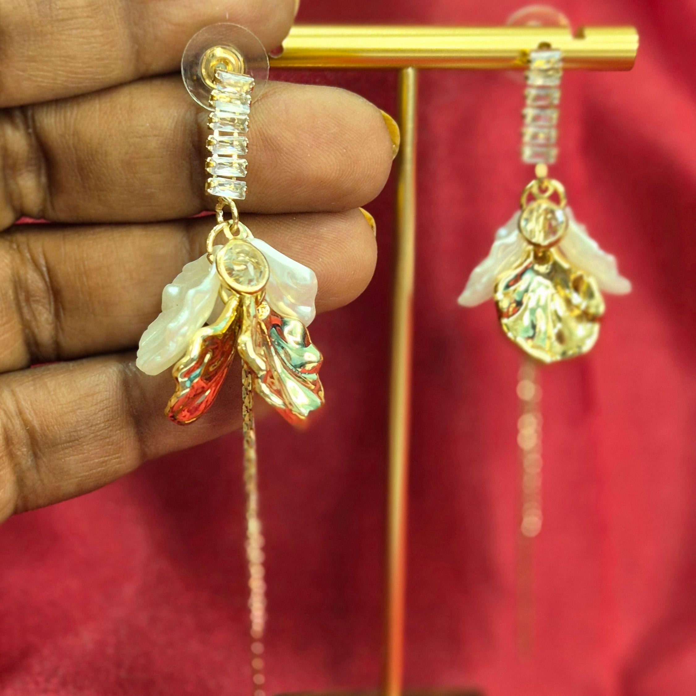 Gold Shell & Pearl Crystal Dangle  Earrings – Iridescent Statement  Jewelry