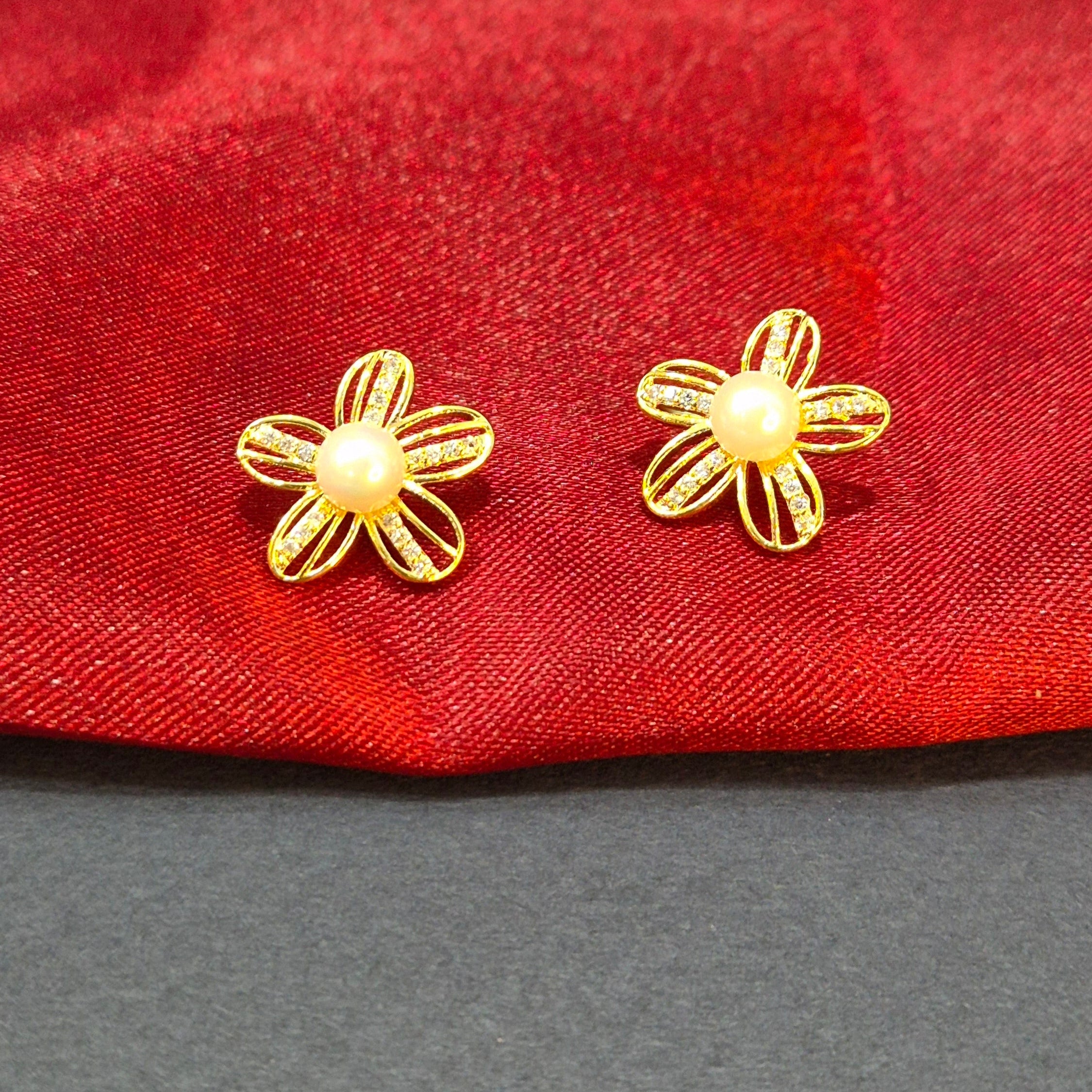 Gold Daisy Pearl Stud Earrings