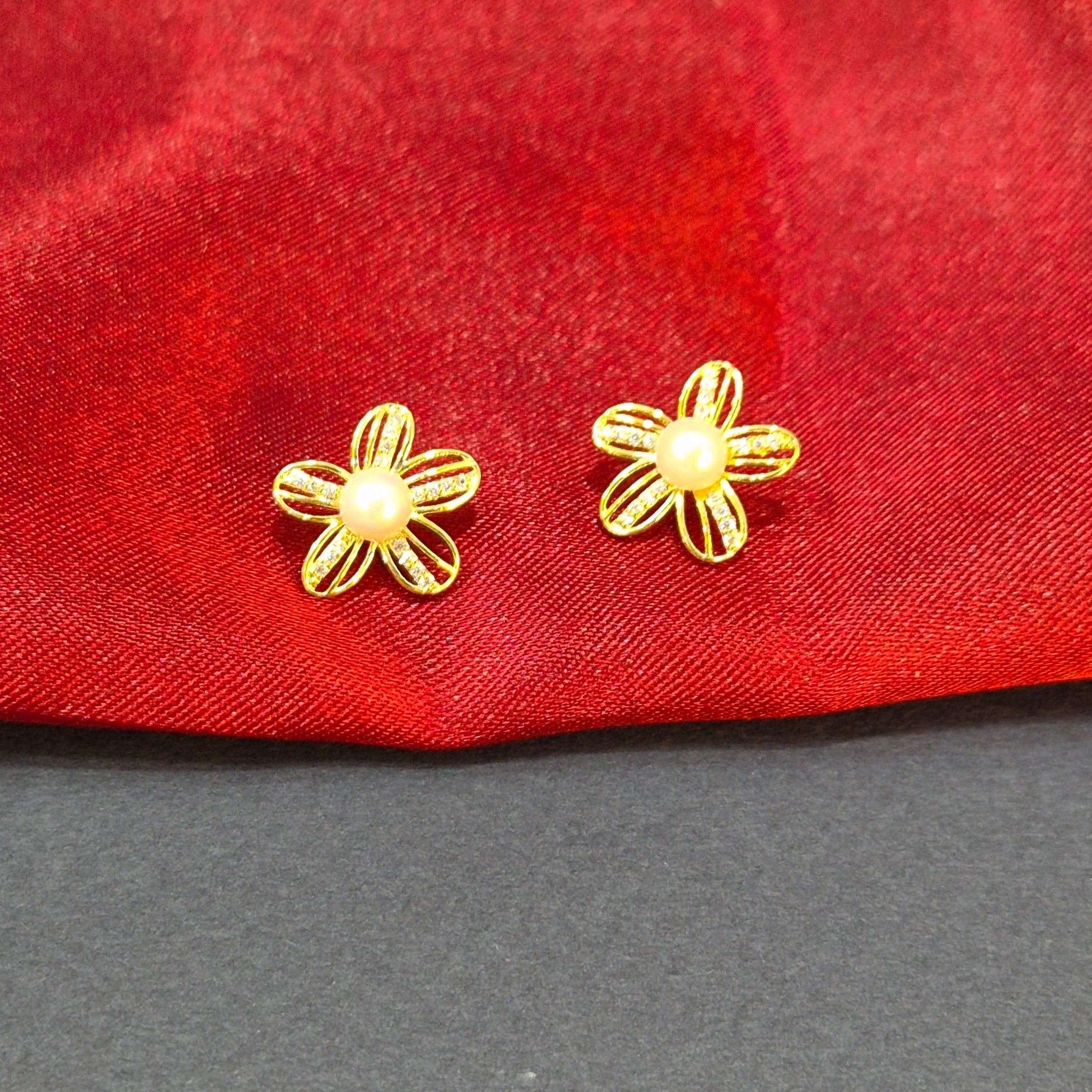 Gold Daisy Pearl Stud Earrings