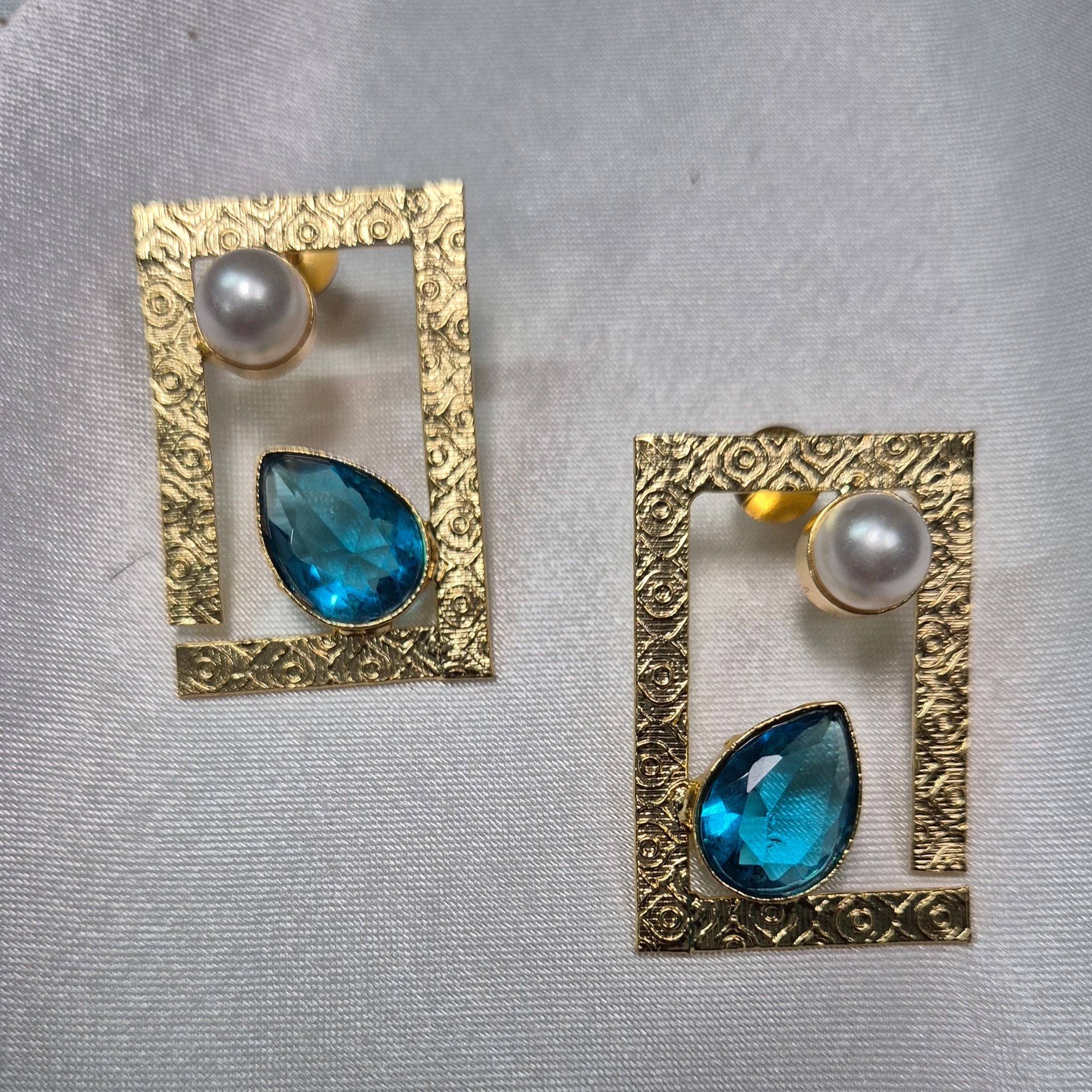 "Gold Textured Frame Earrings with  Blue Teardrop Stone/Red stone  &  Pearl Accent"