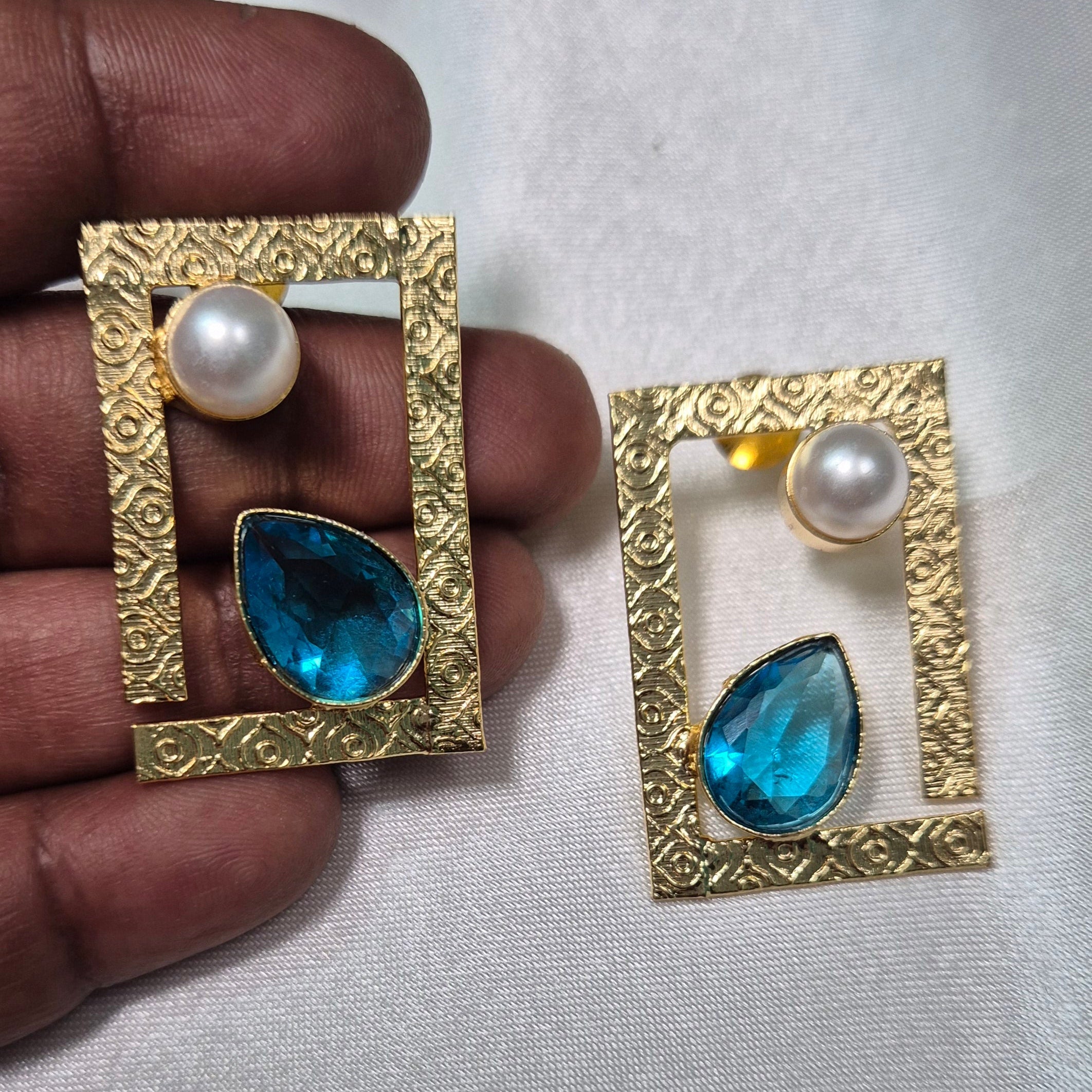 "Gold Textured Frame Earrings with  Blue Teardrop Stone/Red stone  &  Pearl Accent"