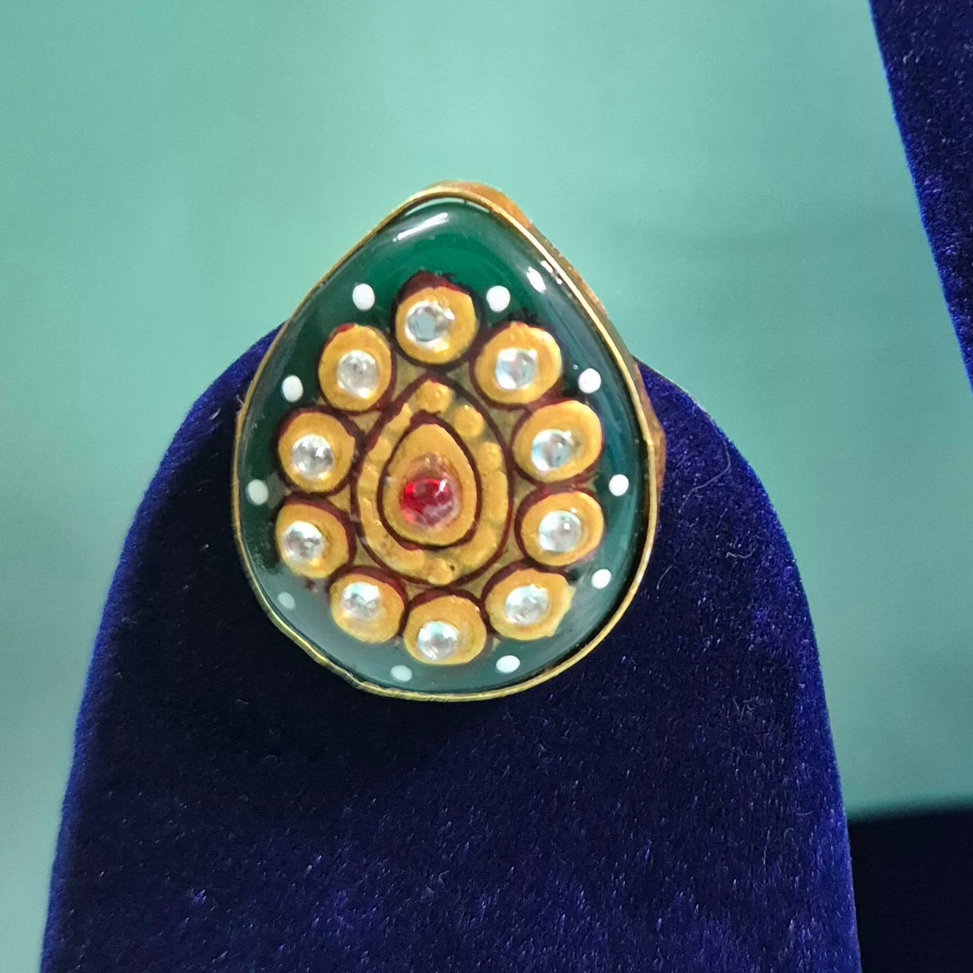 Radhe Krishna inspired set-Neck piece and stud