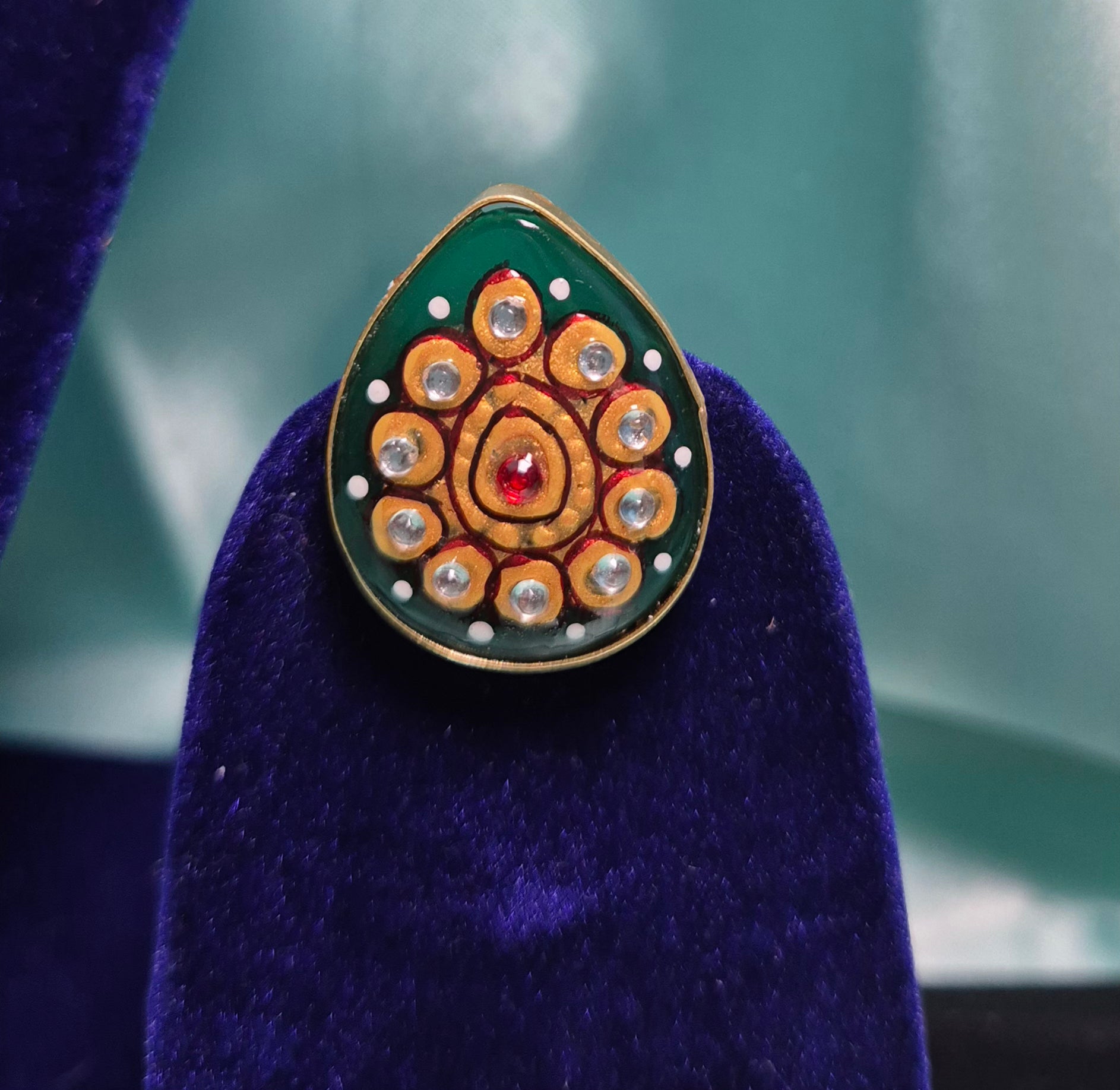 Radhe Krishna inspired set-Neck piece and stud