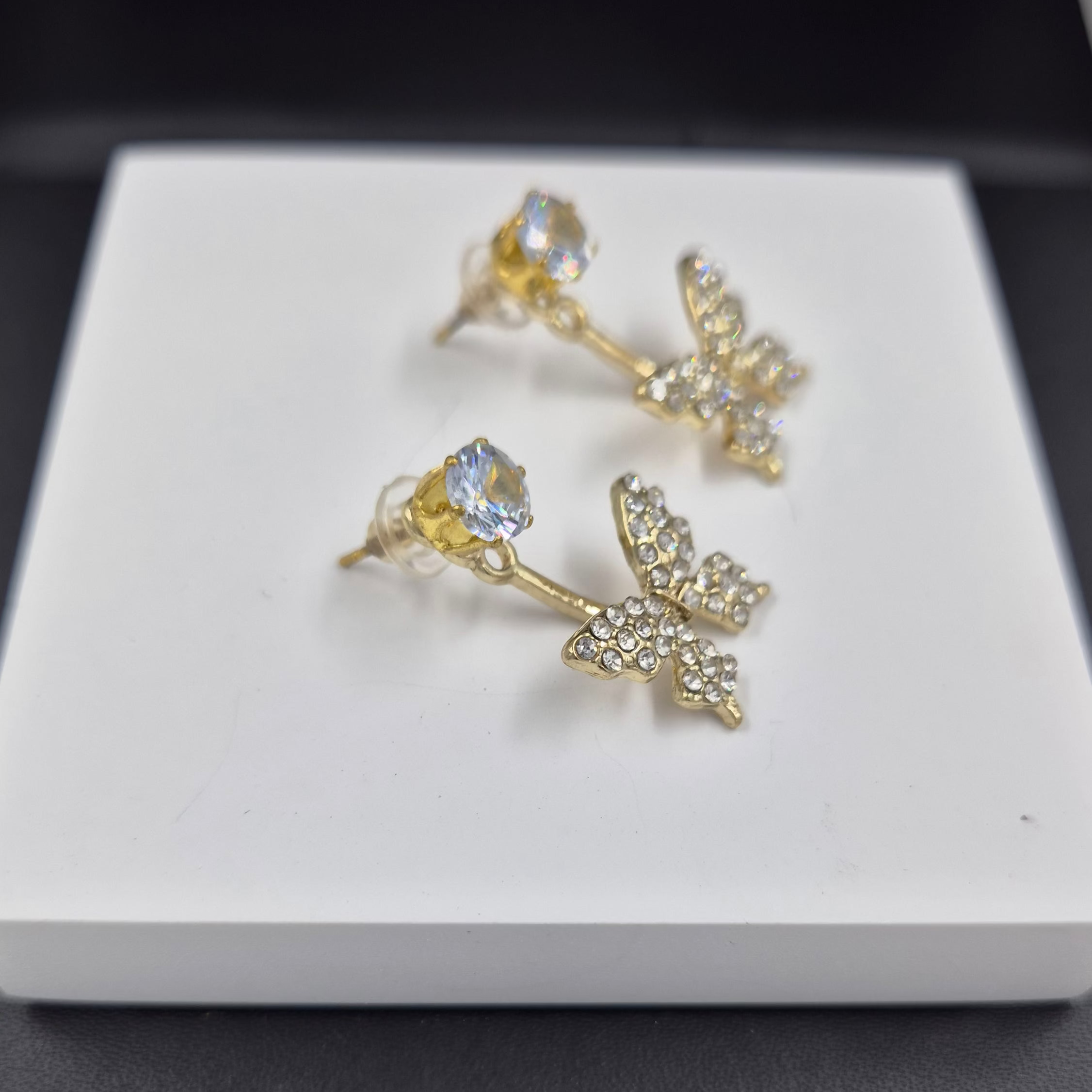 Buttefly drop earring