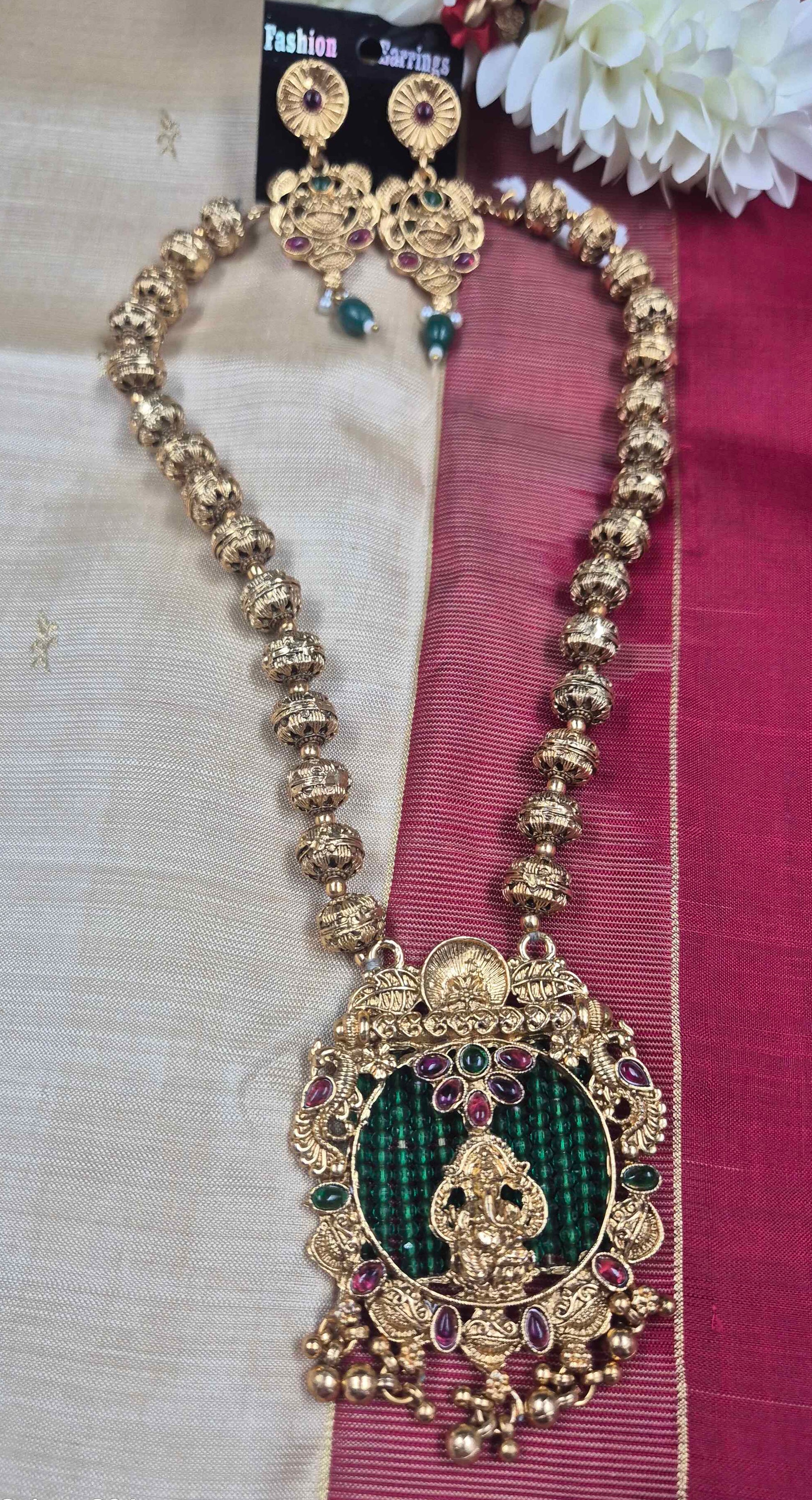 Antique Temple Necklace Set with Ganesha Pendant & Green Beads – Traditional South Indian Jewelry