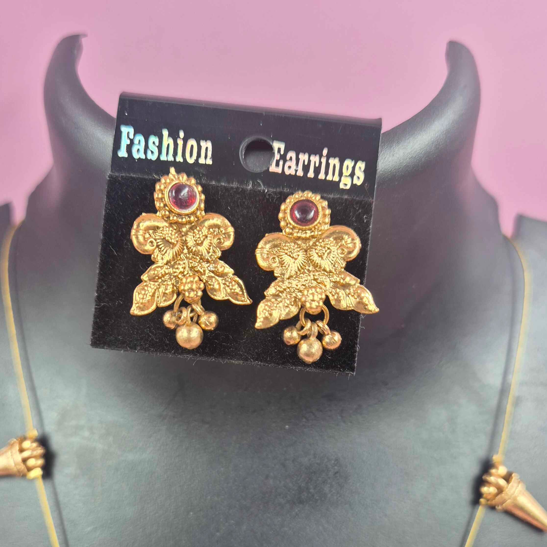 Gold Cone invisible chain  Necklace Set with Traditional Floral Earrings
