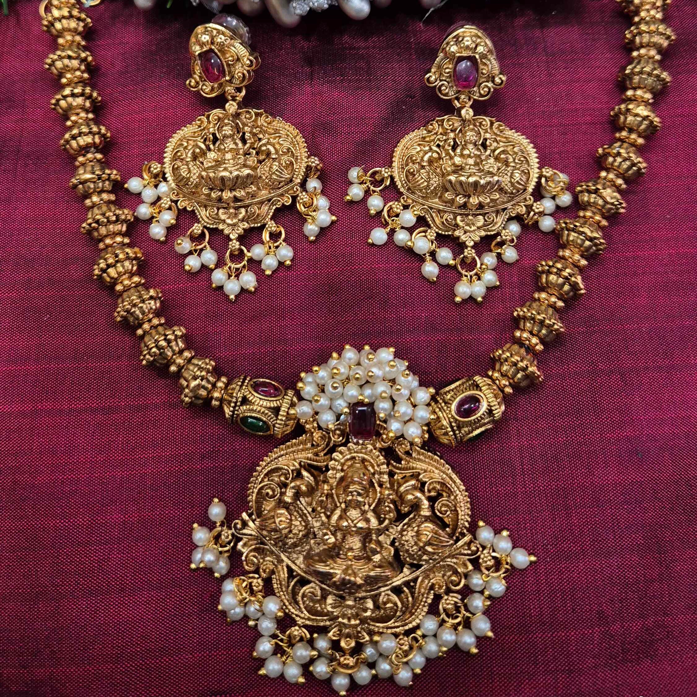 Antique Lakshmi Pendant Necklace Set with Pearl Drops – Traditional Temple Jewelry for Women