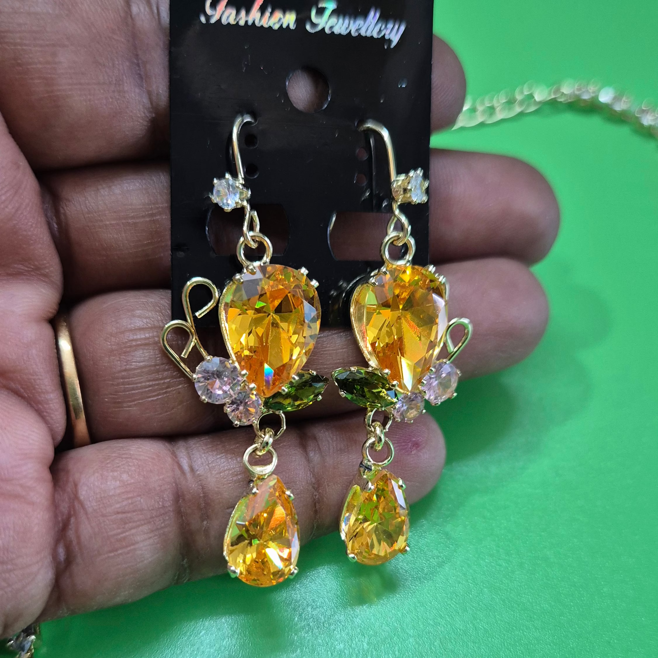 Yellow Crystal Butterfly Necklace Set – Elegant Floral Stone Necklace with Matching Earrings