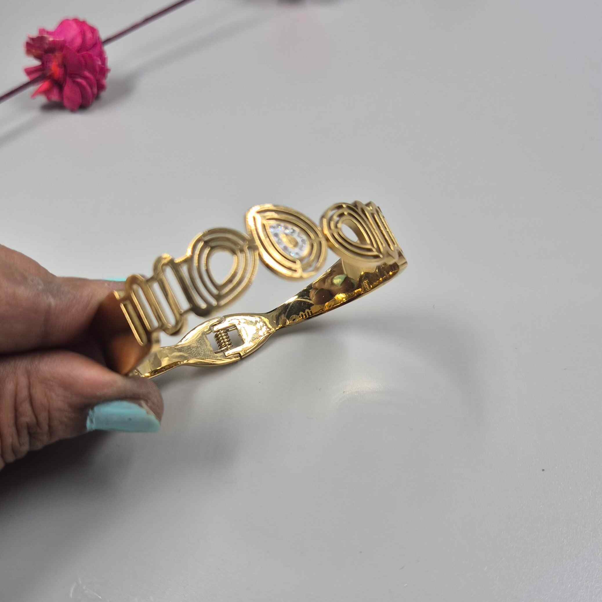 Elegant Geometric Teardrop Gold Bracelet for Women | Crystal Accent Designer Kada