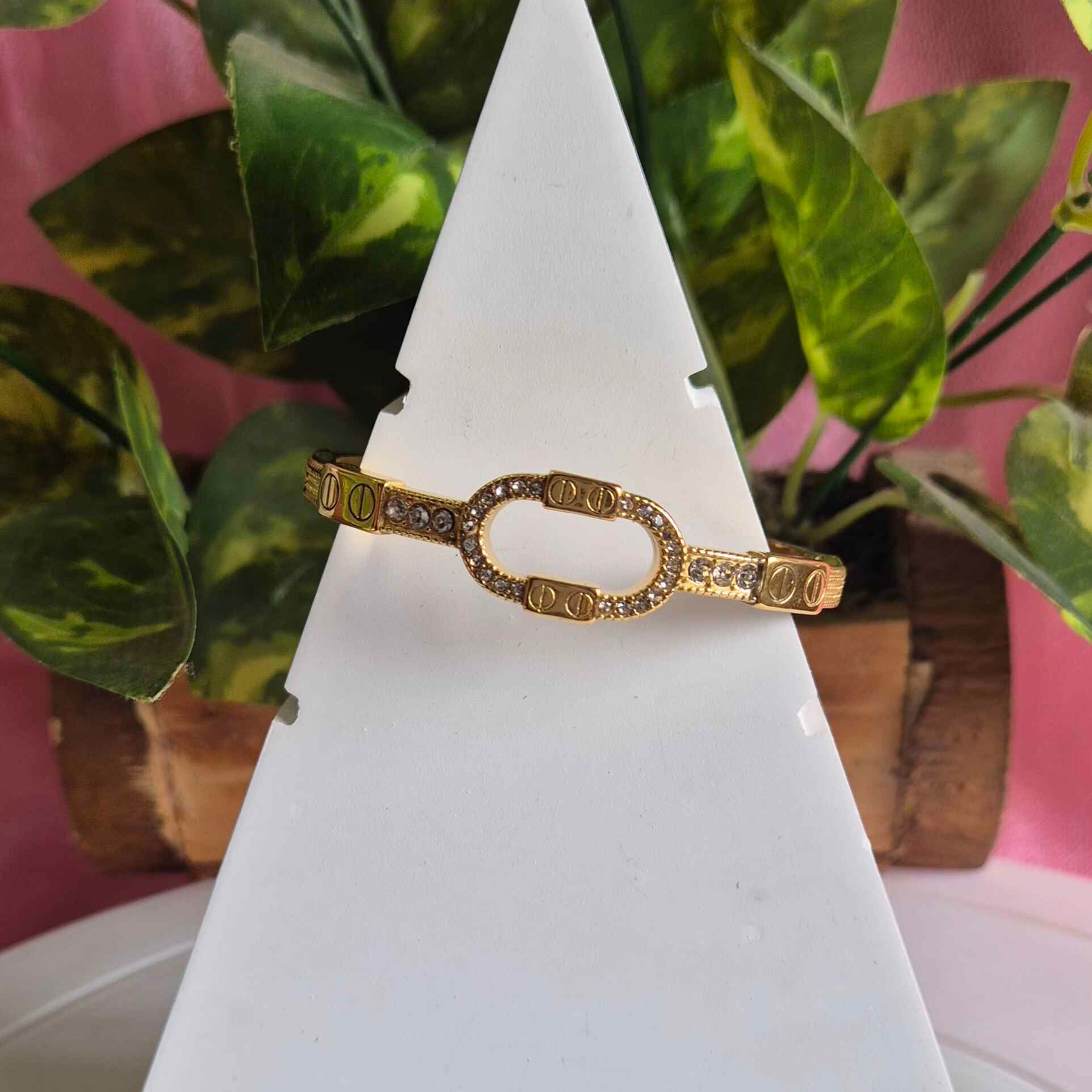 Luxury Oval Link Gold-Tone Kada Bracelet for Women | Crystal-Studded Designer Bangle