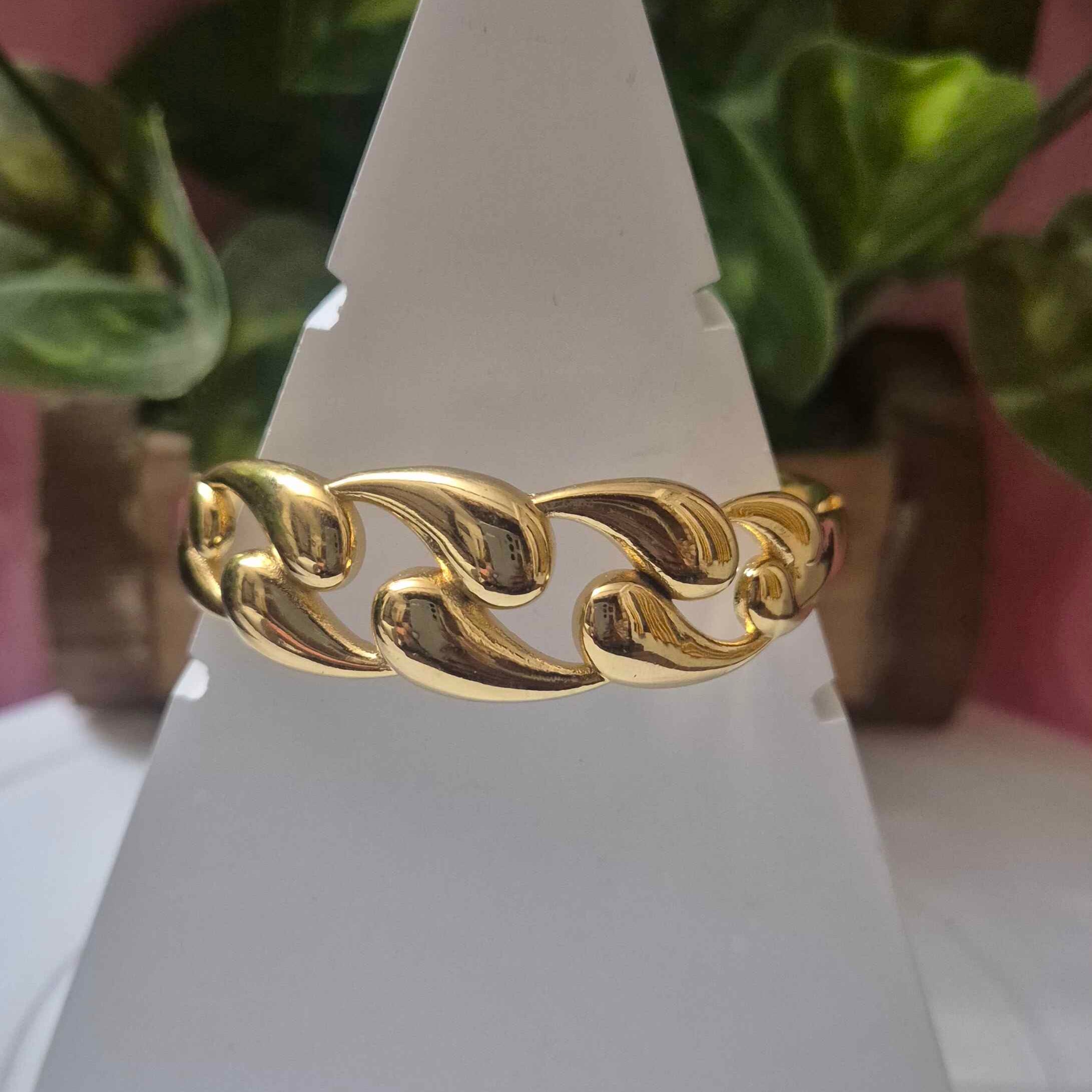 Modern Abstract Gold-Tone Kada Bracelet for Women | Minimalist Designer Statement Cuff Bangle