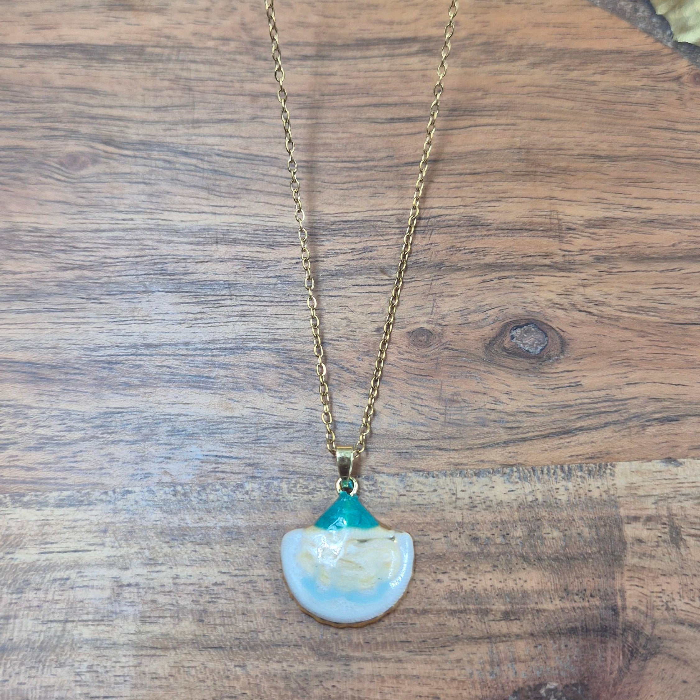 Cute Pearl Bowl Pendant chain for Women | Minimal Gold Chain Charm Necklace