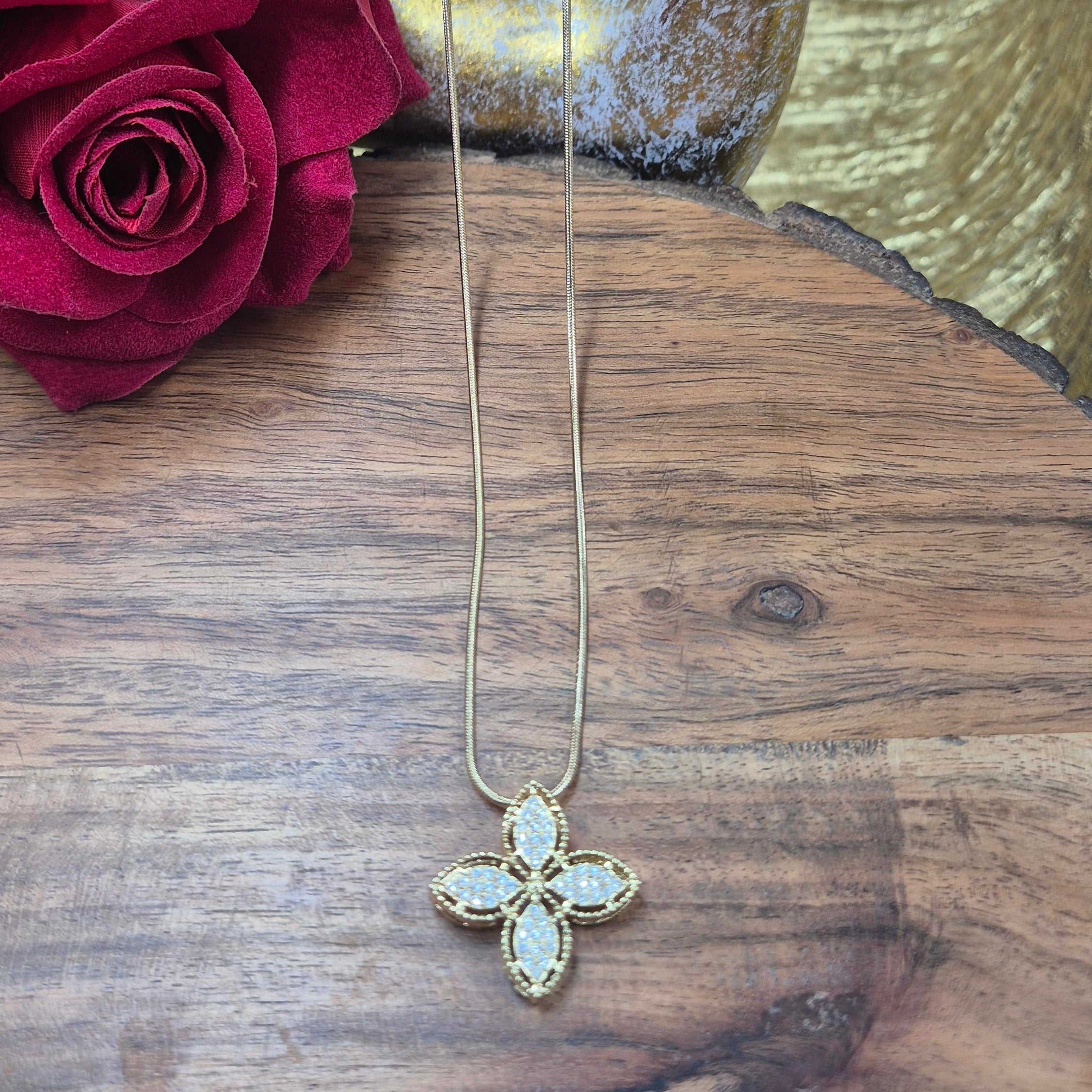 Elegant Crystal Flower Pendantchain for Women | Gold-Tone Floral Charm Chain