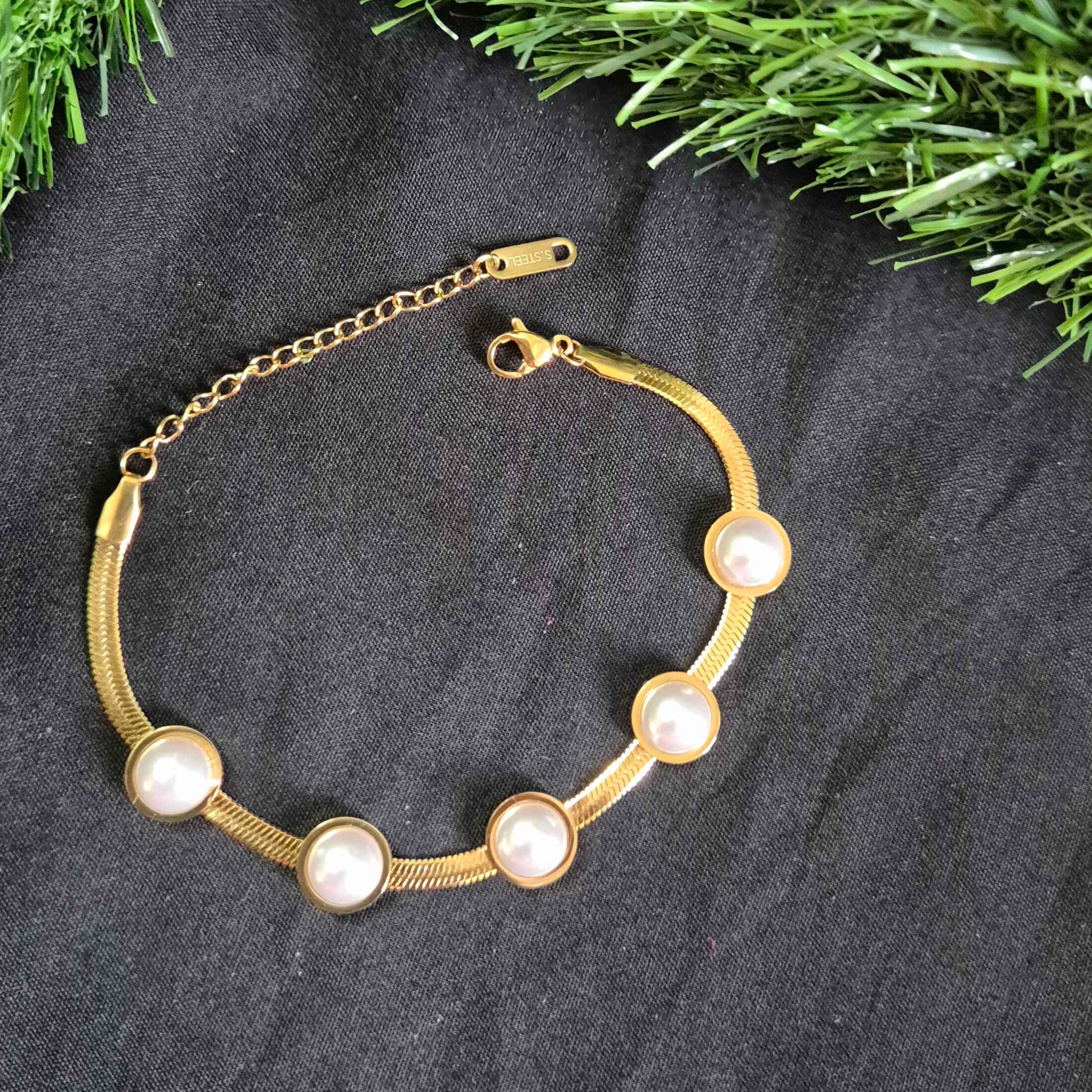 Pearl Accent Snake Chain Bracelet with Adjustable Clasp
