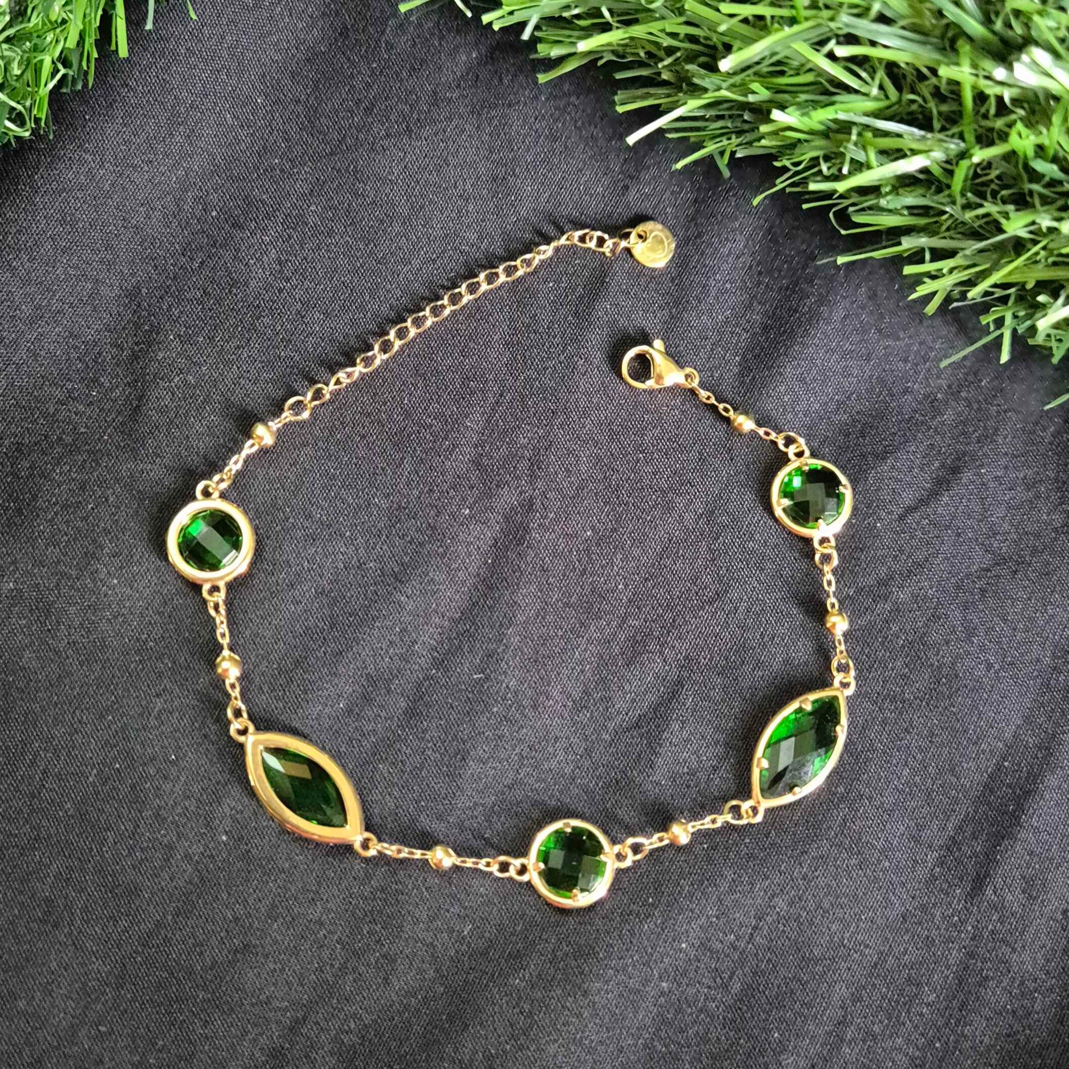 Anti tarnish Green Stone Link Bracelet with Mixed-Cut Crystal Accents