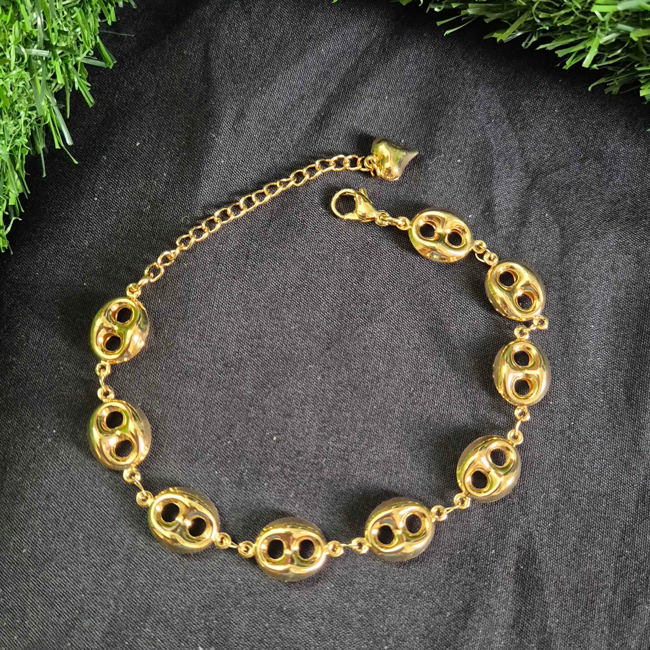 Anti tarnish Abstract Oval Link Bracelet with Sculptural Openwork Accents