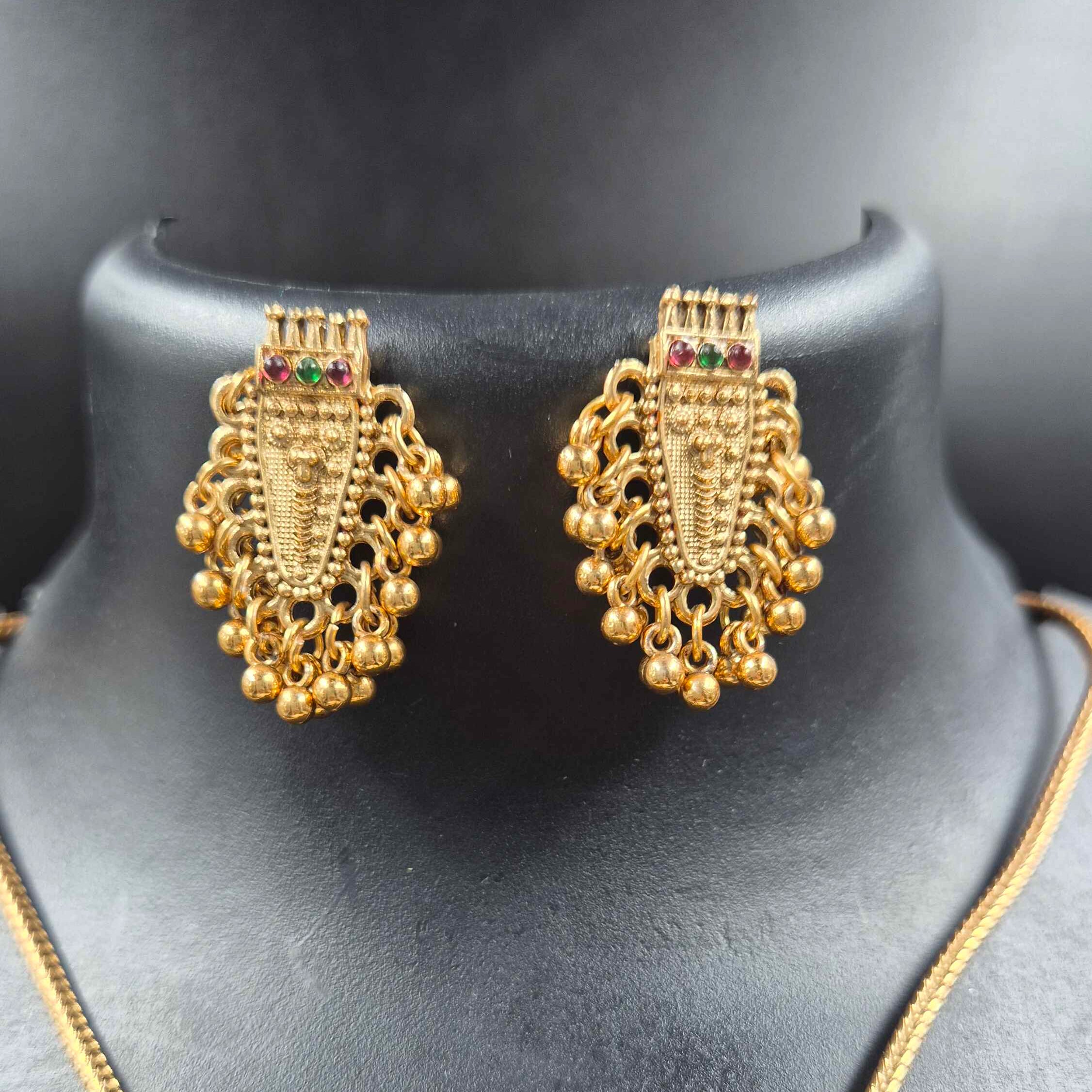 Traditional Kerala Netti pattom Antique Gold Pendant Necklace Set with Matching Earrings | Kerala Ethnic Jewelry