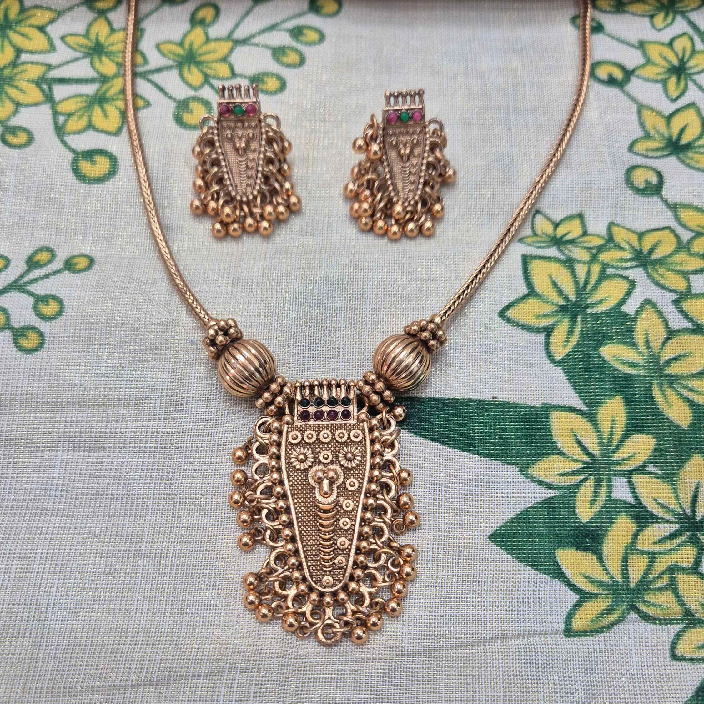 Traditional Kerala Netti pattom Antique Gold Pendant Necklace Set with Matching Earrings | Kerala Ethnic Jewelry