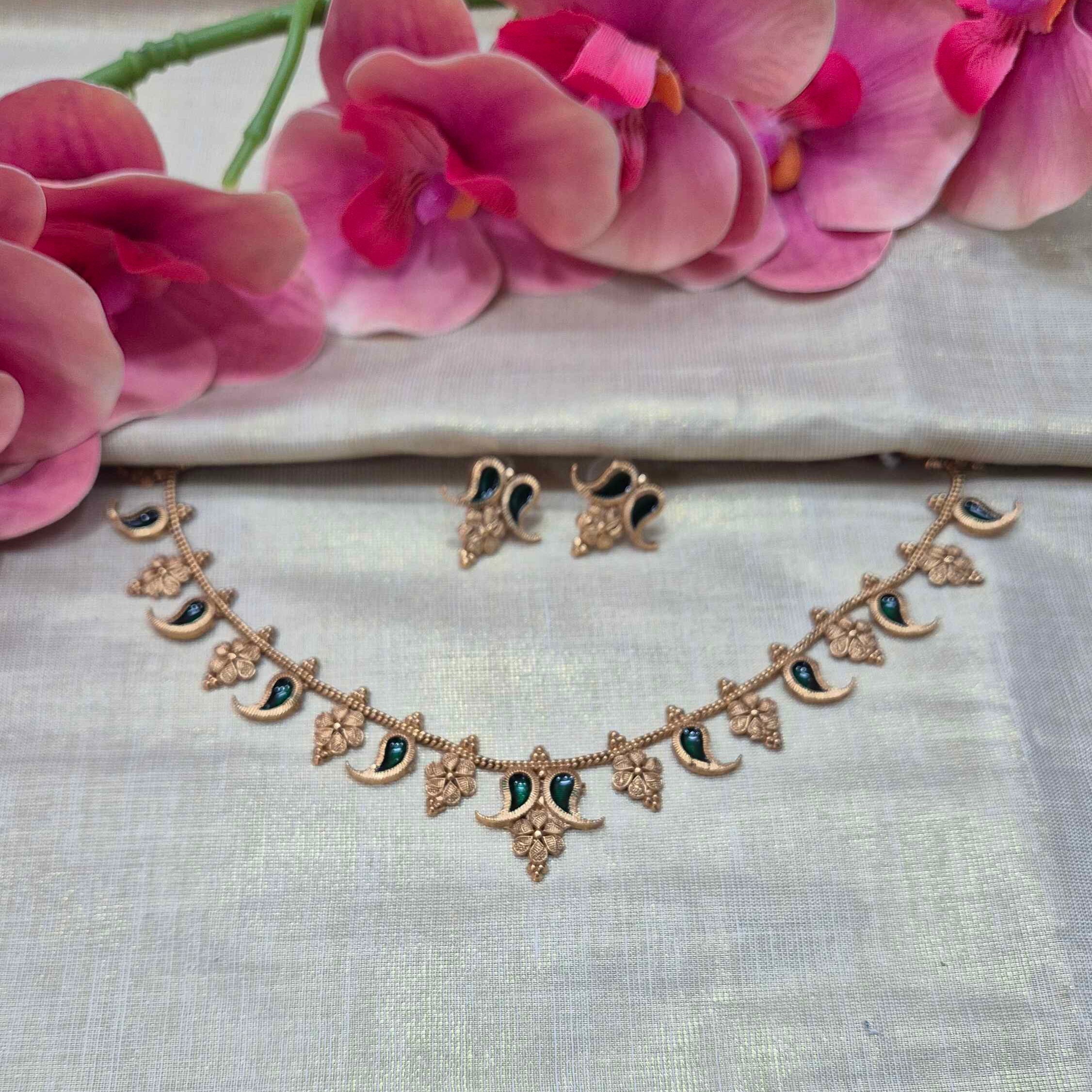Kerala Traditional mango Necklace Set with Green Enamel Accents | Antique Gold Ethnic Jewelry