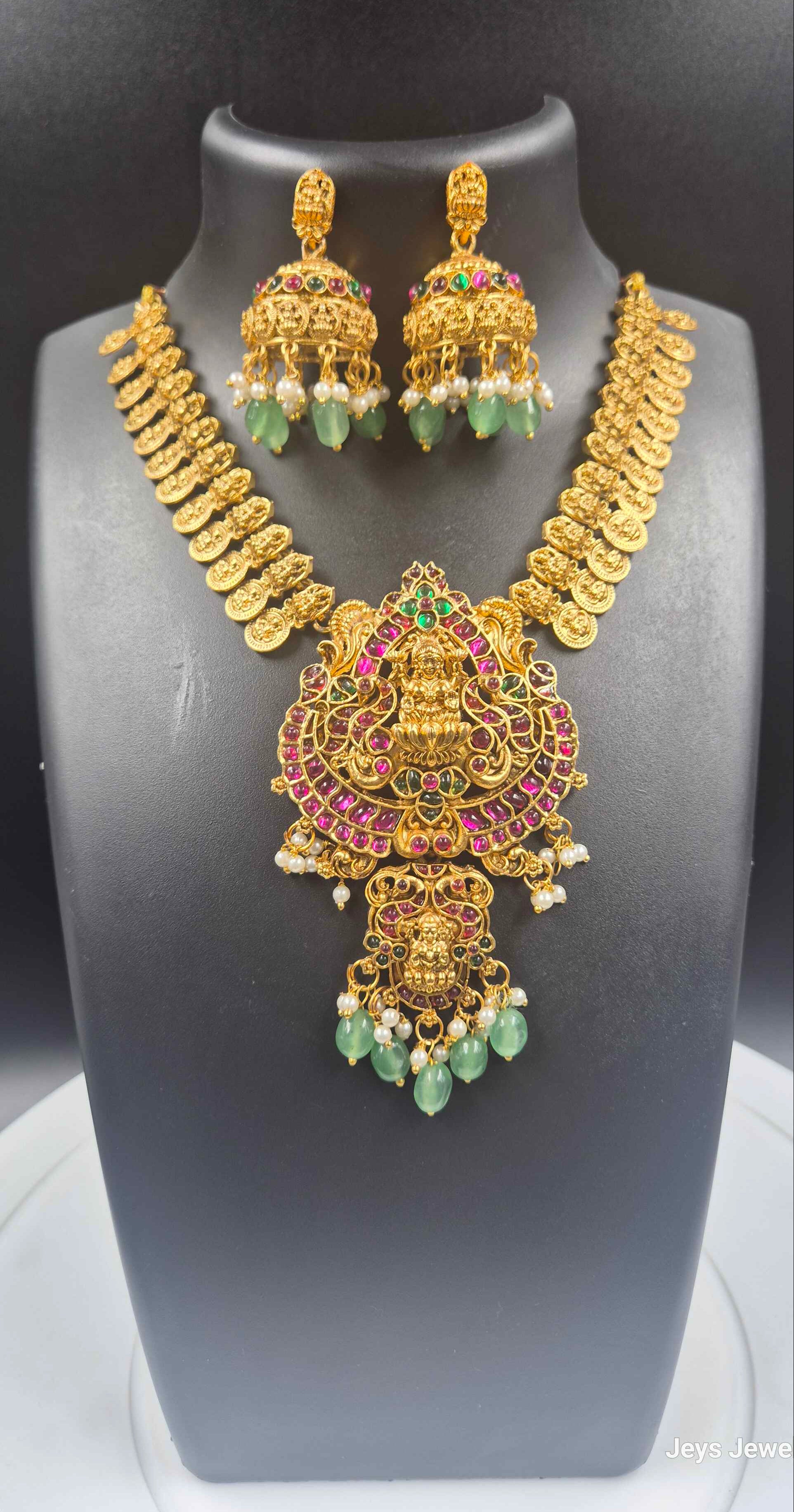 Grand Lakshmi Pendant with kasu mala Temple Necklace Set with Ruby Stones & Green Bead Drops