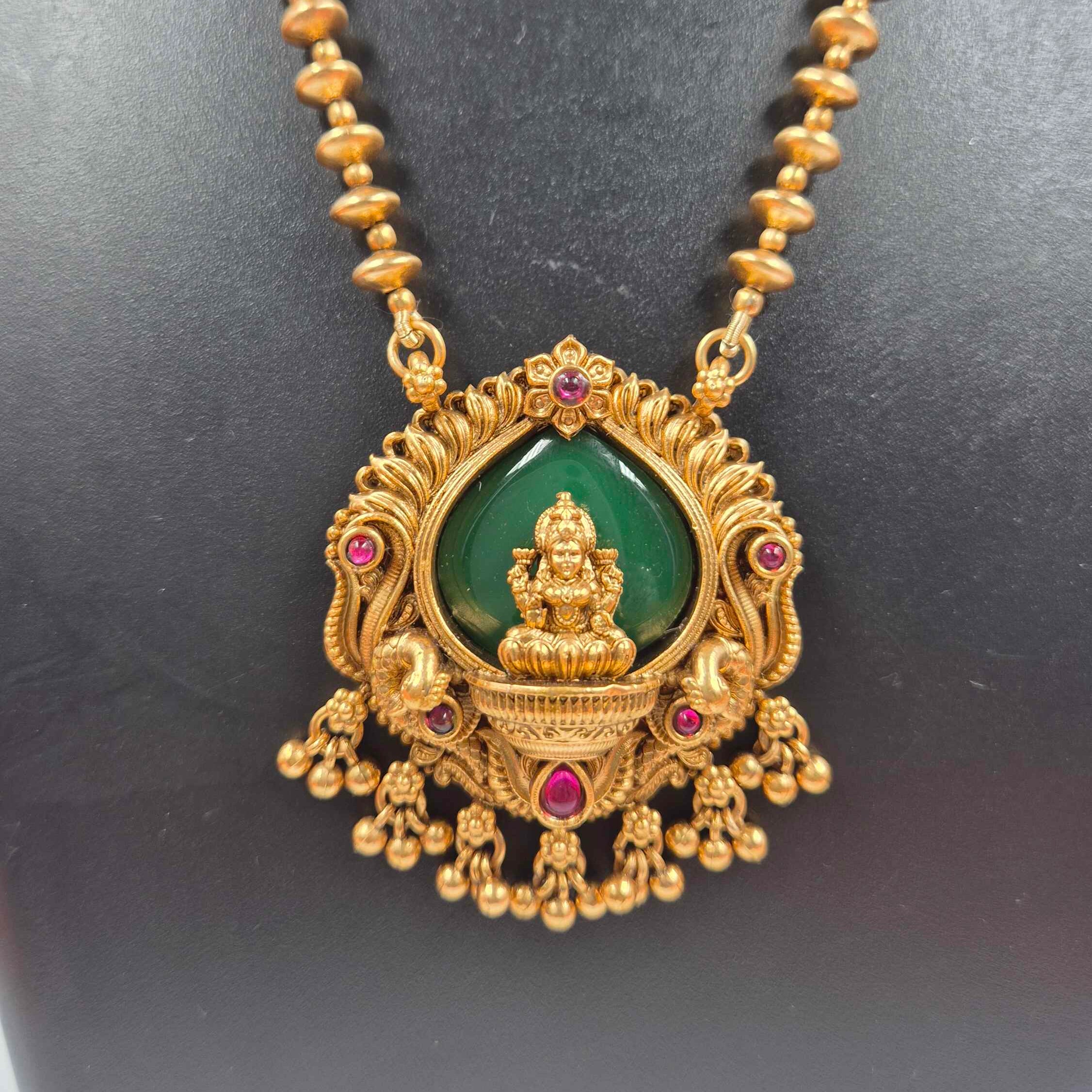 Lakshmi Emerald Heritage Pendant Set – Antique Gold Temple Necklace with Stud Earrings