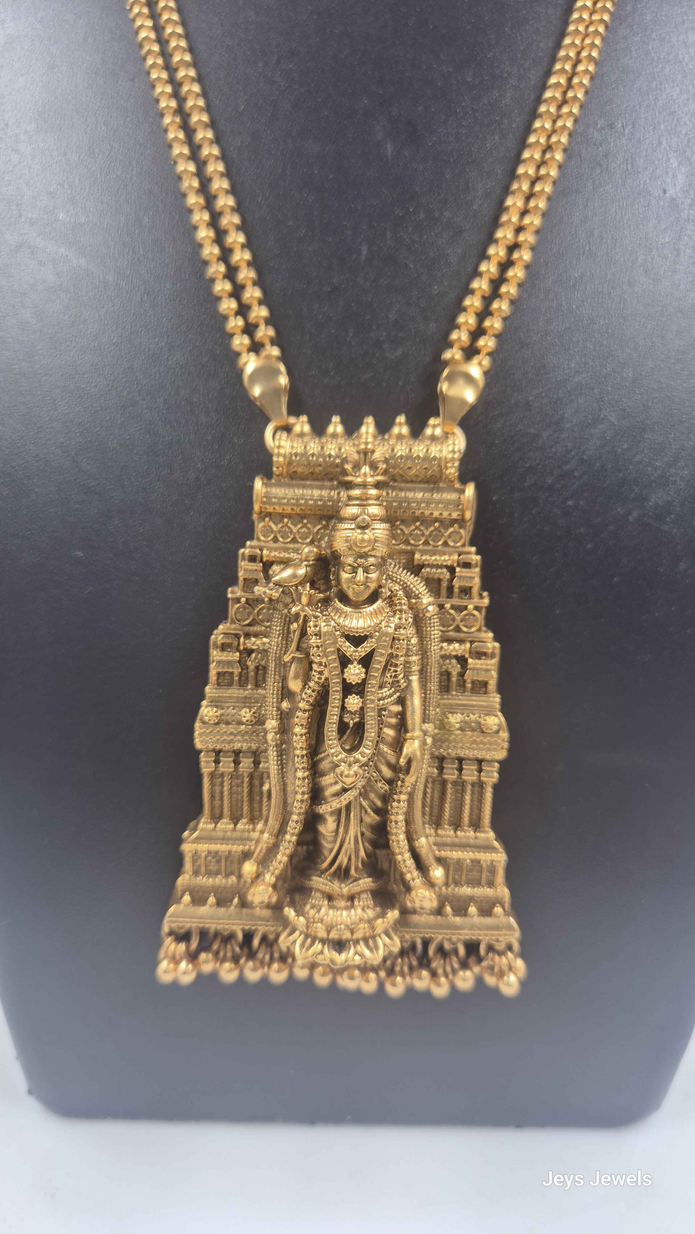 Antique Temple Pendant Necklace Set with Divine Meenakshi devi Motif & Jhumka Earrings