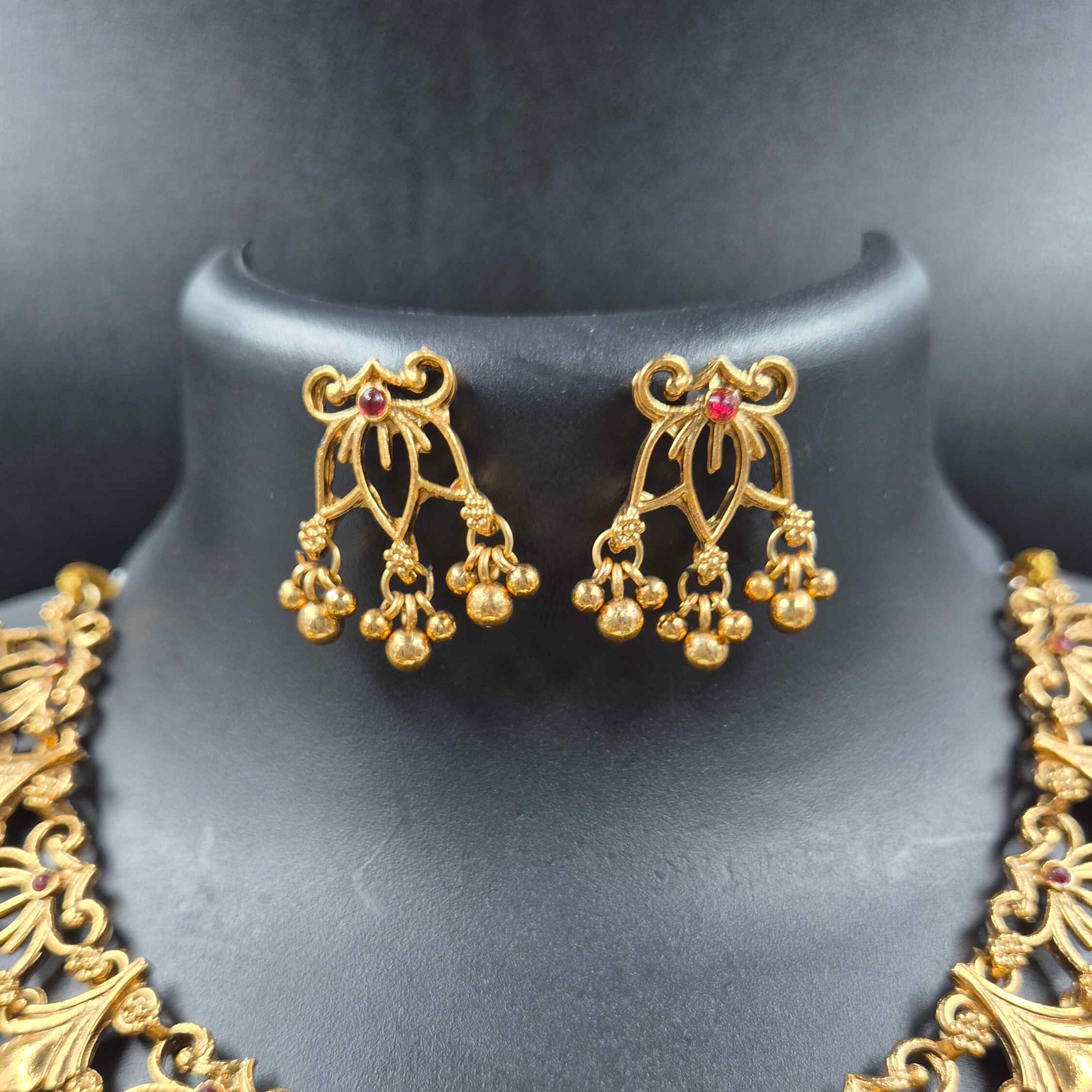 Antique Gold Floral Choker Necklace Set with Dangling Beads & Matching Earrings