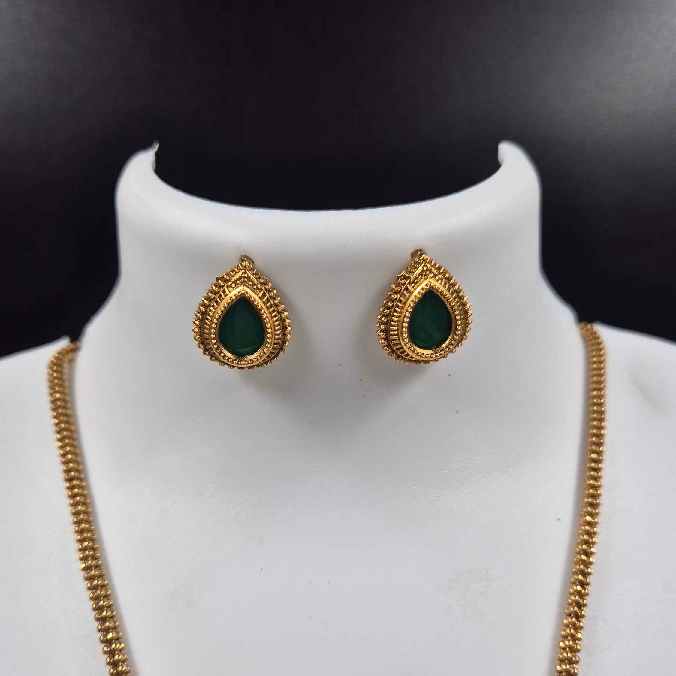 Antique Gold Green Teardrop Pendant Necklace Set with Matching Stud Earrings