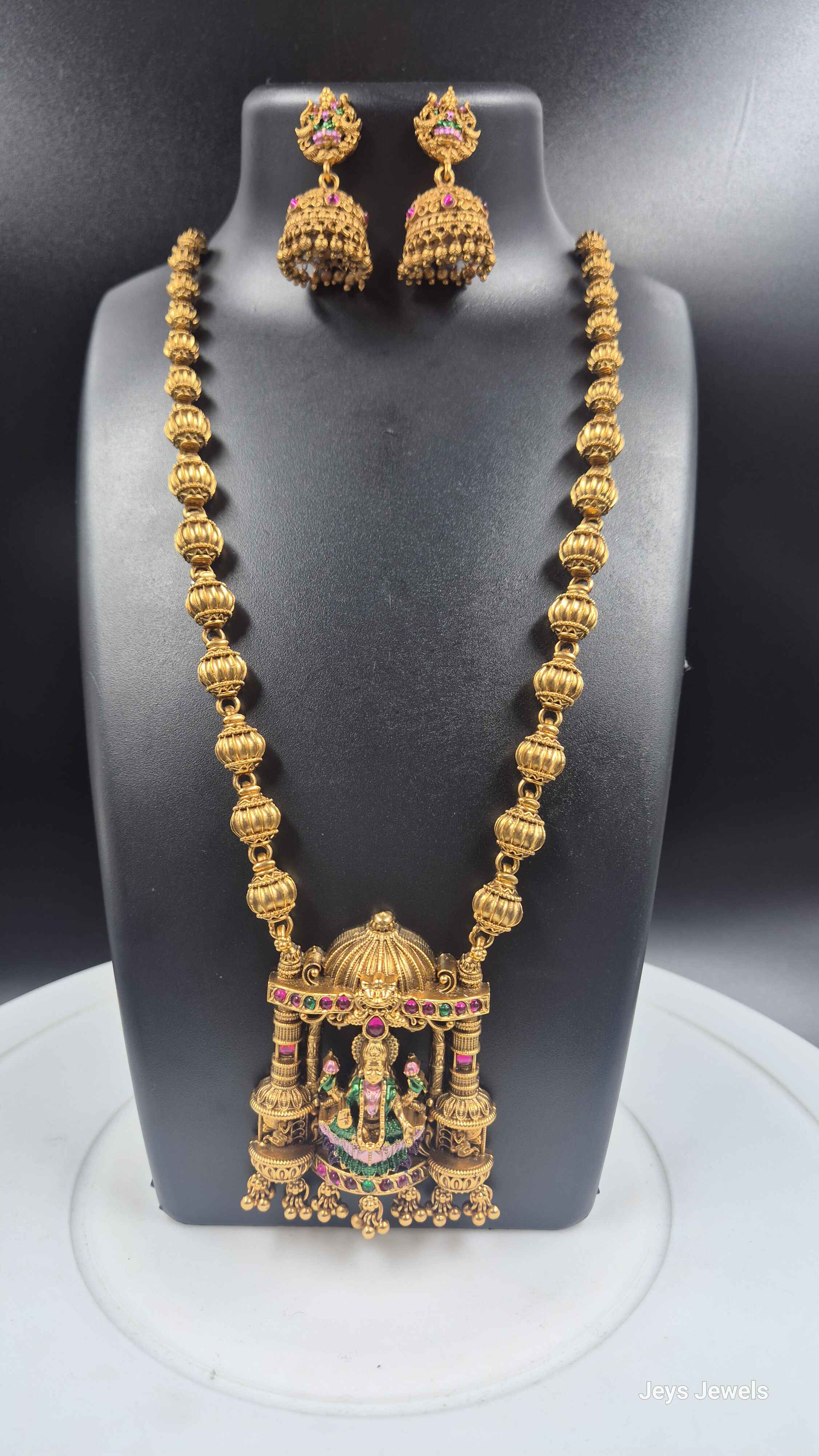 Temple Lakshmi Haram with ball chain Set with Jhumkas