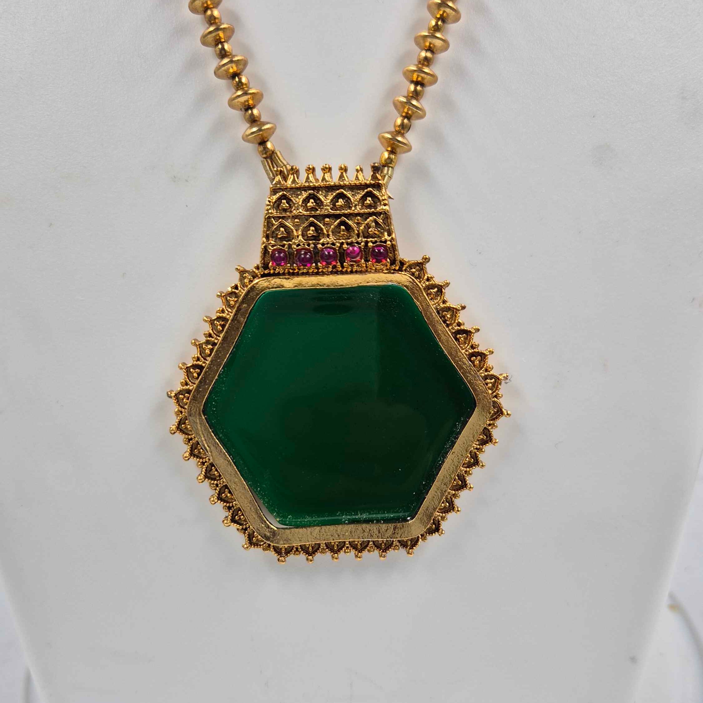 Green Hexagon Stone Necklace Set with Matching Earrings