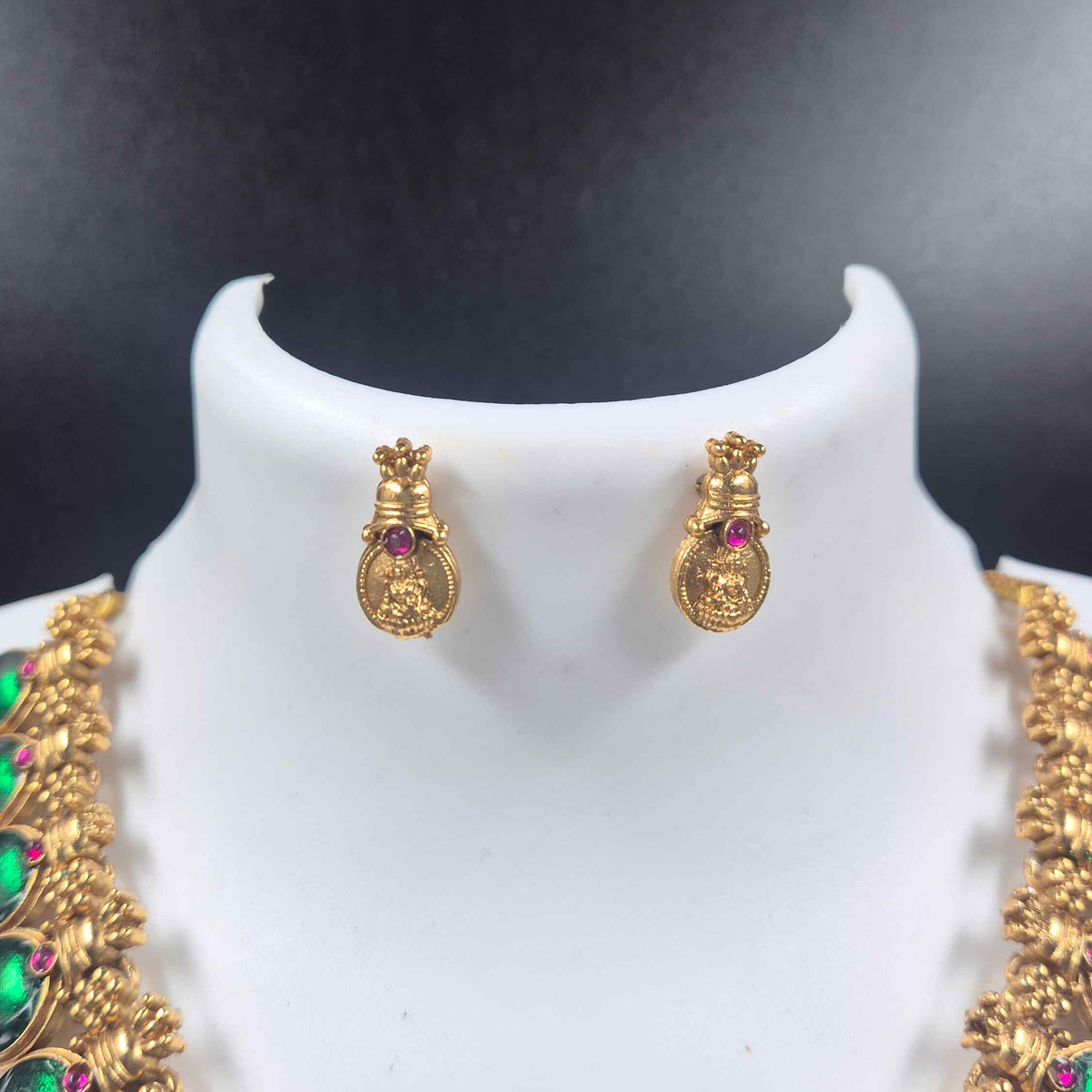 Kerala traditional Green pallakka  Stone Lakshmi Temple Necklace Set | Gold Finish