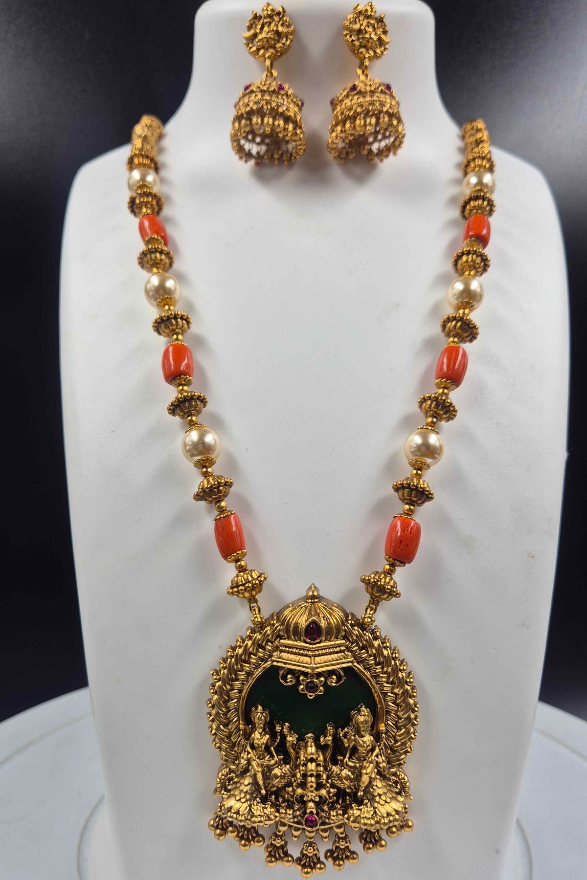 Lakshmi Temple Necklace with Coral Beads and green pallaka pendant