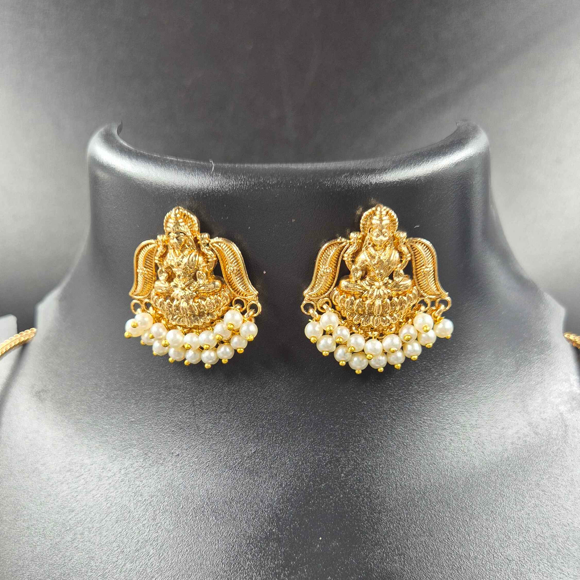 Goddess Lakshmi Pearl Pendant Necklace Set | Temple Jewellery  💛 Product Description