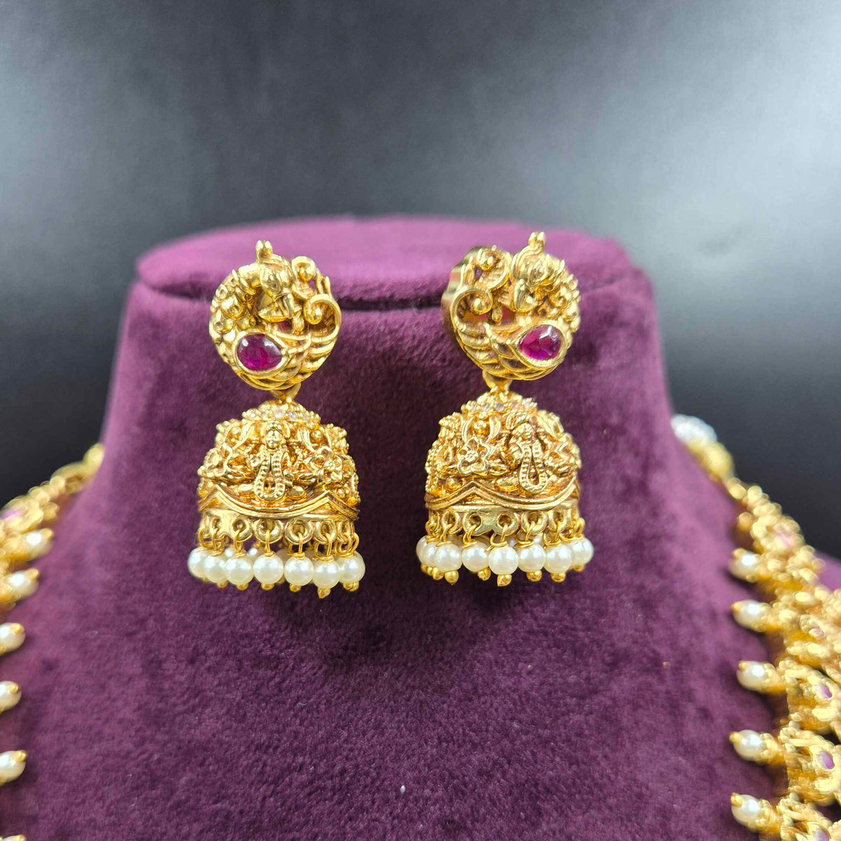 Kasu mala neckalce with Round Jadau Kundan pendant Set | Traditional Bridal Jewellery