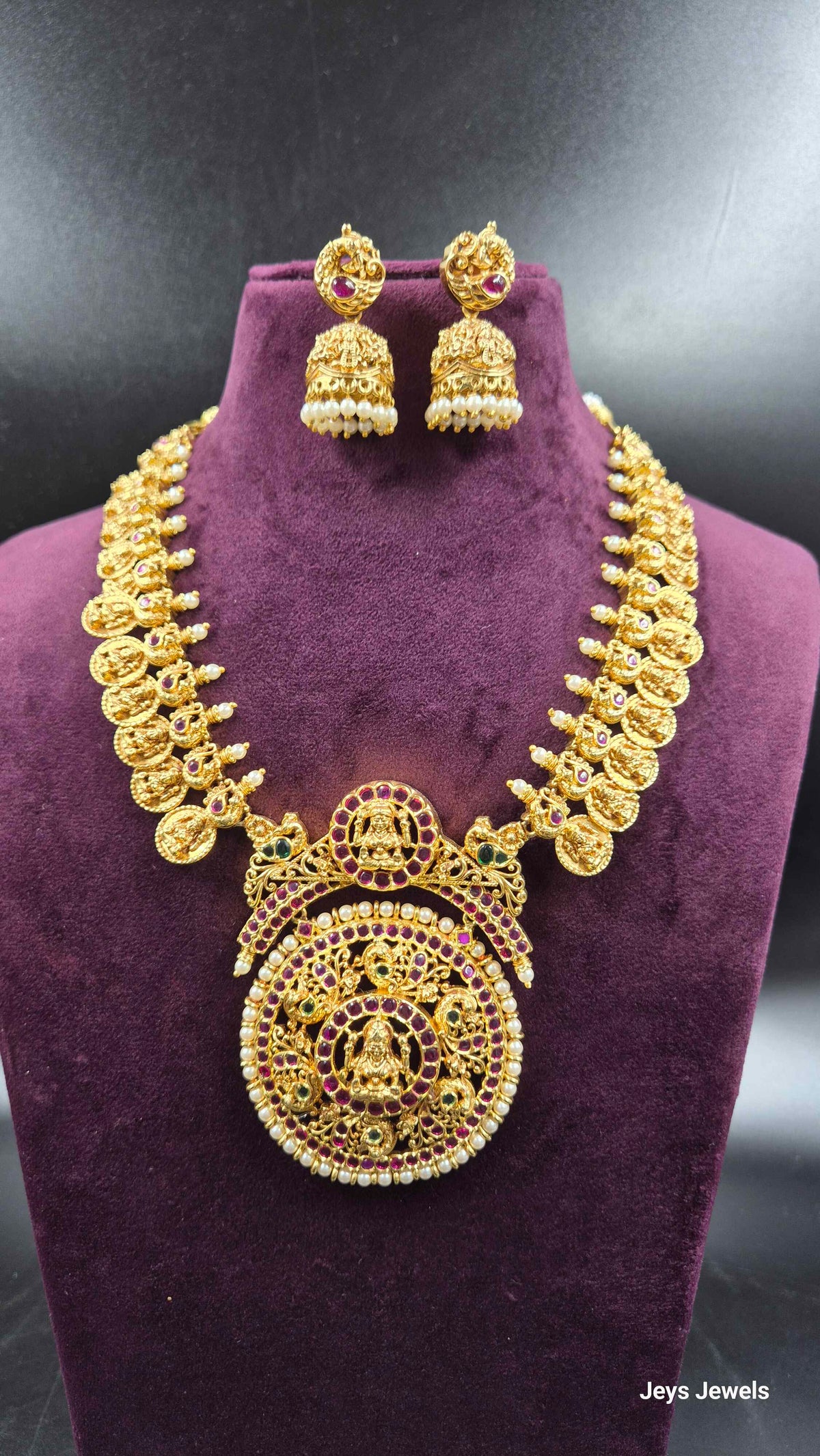 Kasu mala neckalce with Round Jadau Kundan pendant Set | Traditional Bridal Jewellery