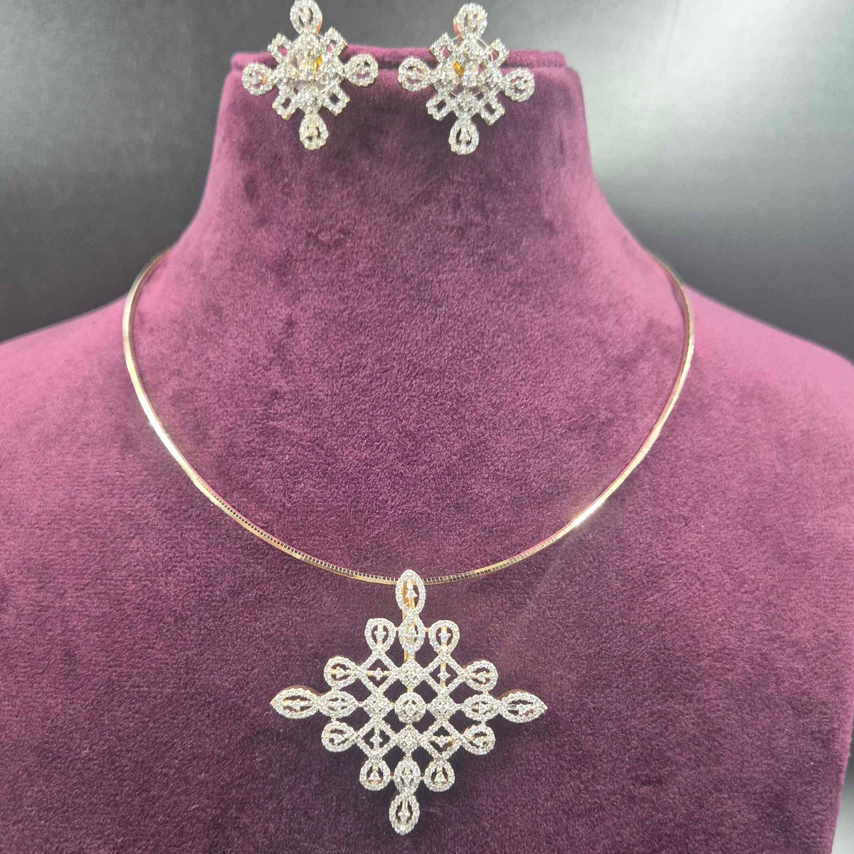Kolam Hasli Necklace Set | Running dollar|Elegant Traditional South Indian Jewellery-