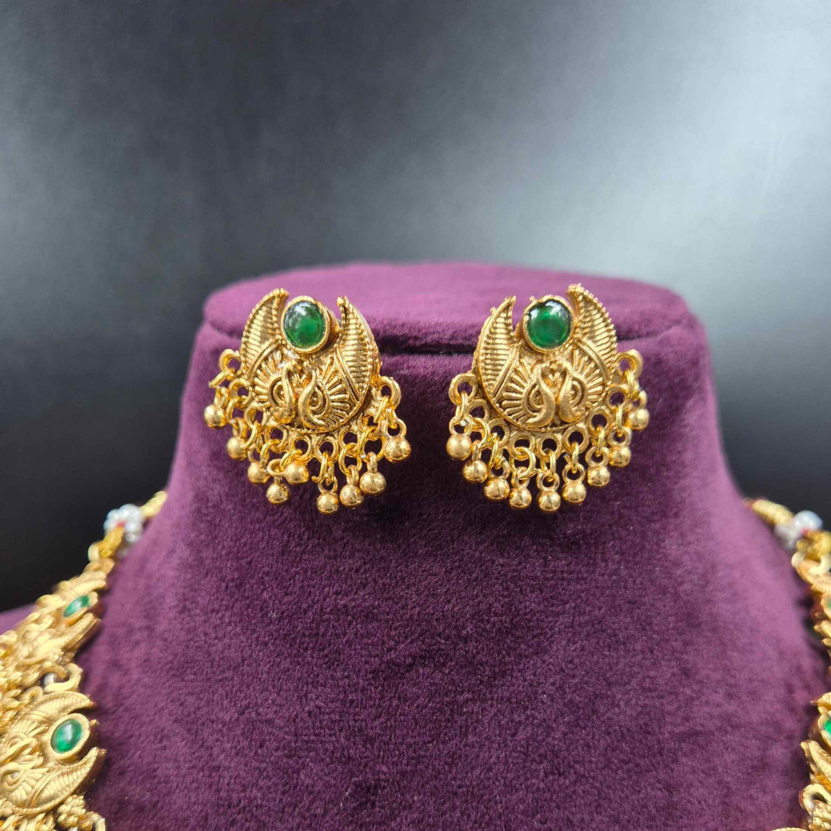 Crescent Moon Shaped Green Stone Necklace | Traditional Gold Jewellery