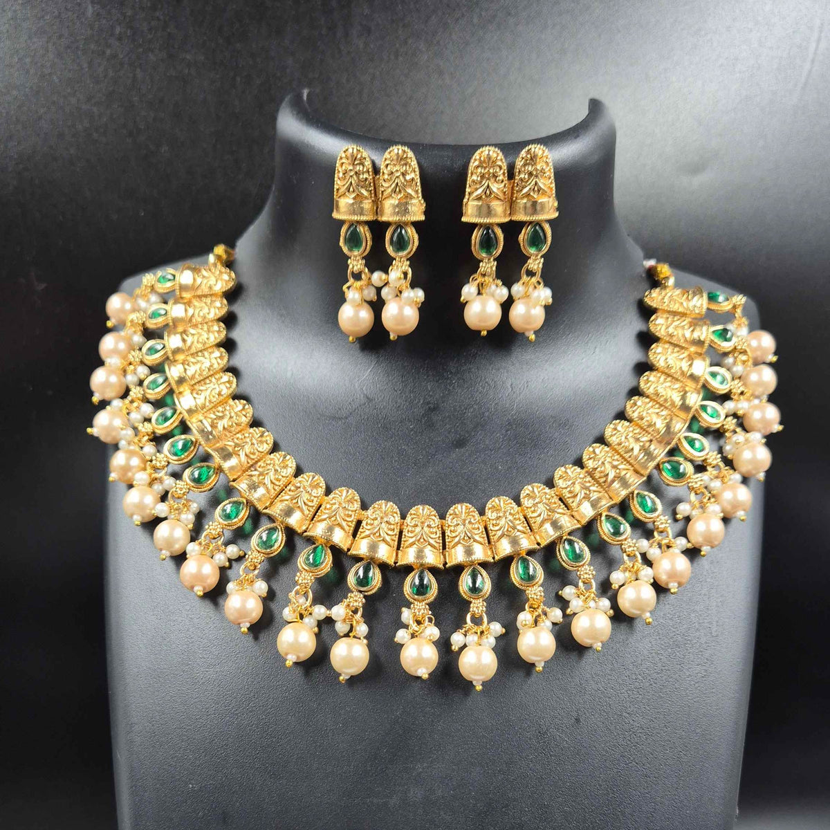 Antique non idol Choker Necklace with Green Stones & Pearl Drops