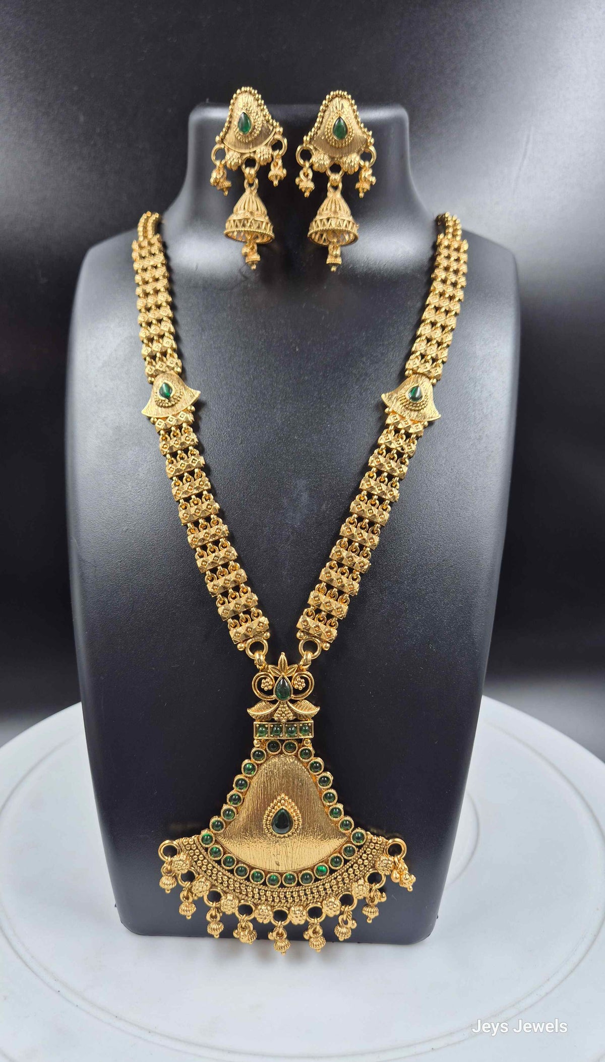 Antique Gold Geometric Necklace with Green Stones & Statement Pendant Set