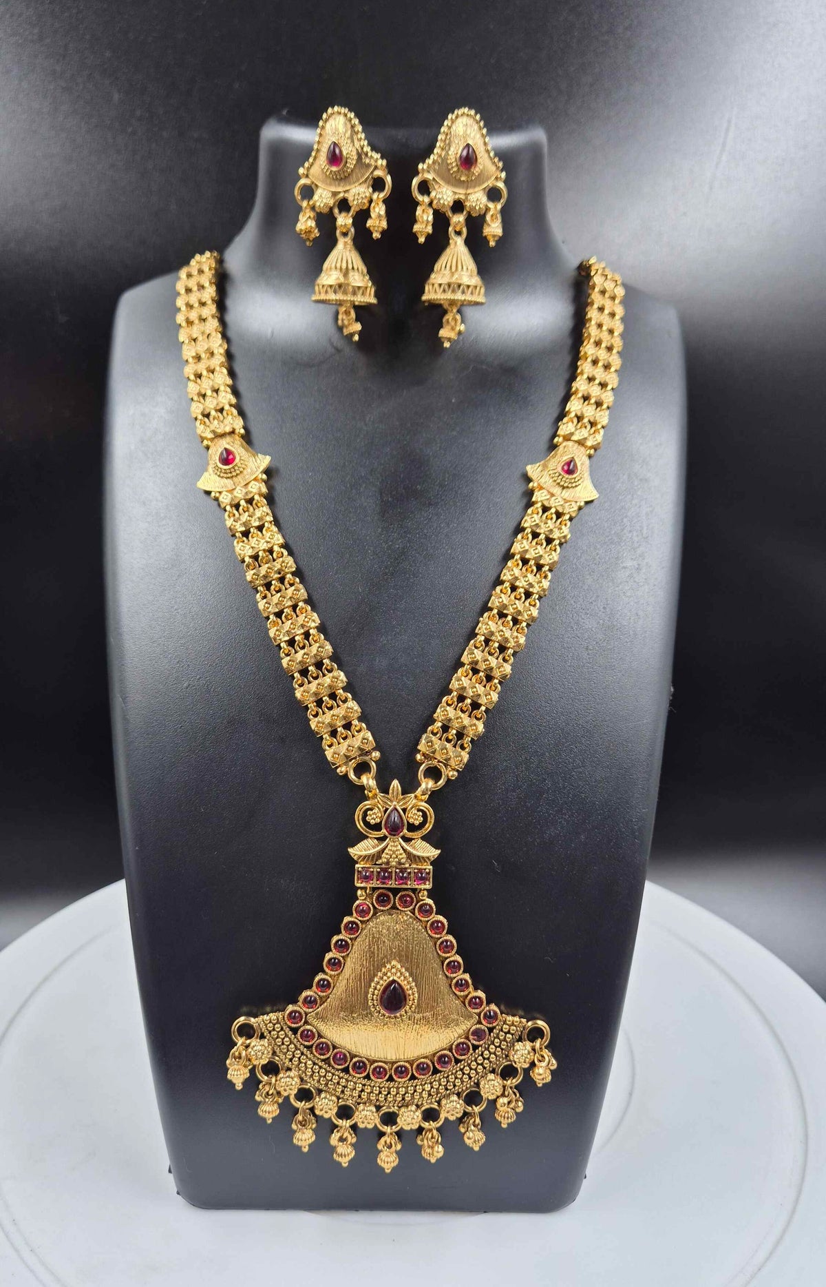 Gold Geometric Necklace with Ruby Stones & Statement Pendant Set