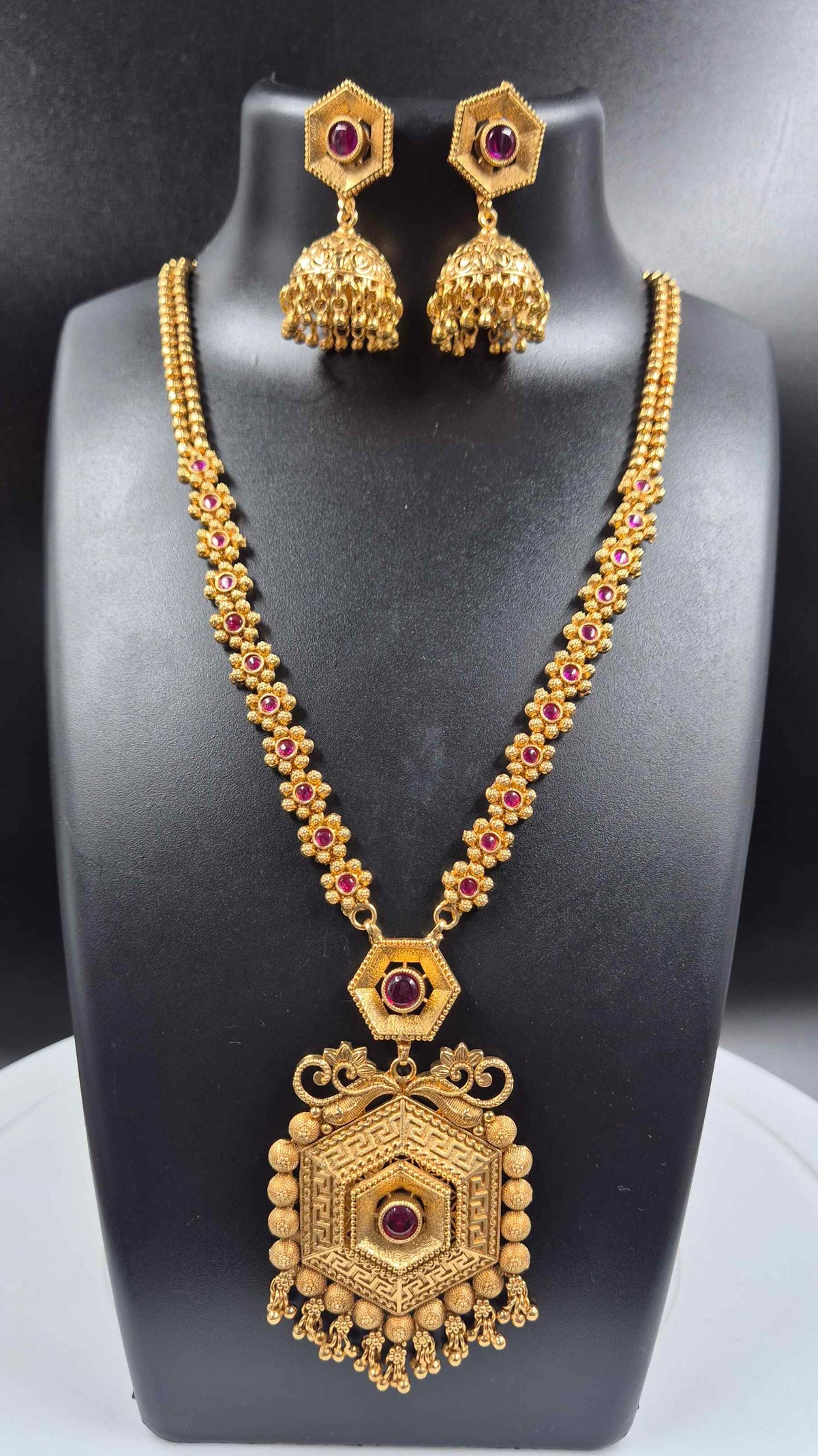 Antique Gold Geometric Necklace with Ruby Stones & Hexagon Pendant Set
