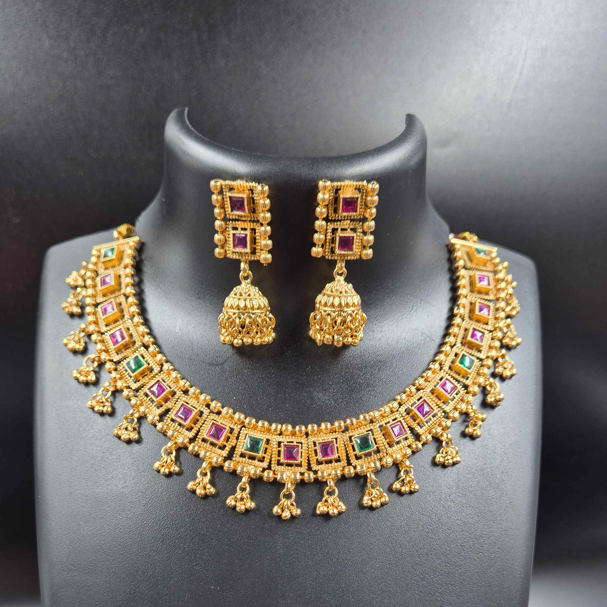 Ruby Green Kemp Choker Necklace & Jhumka Set
