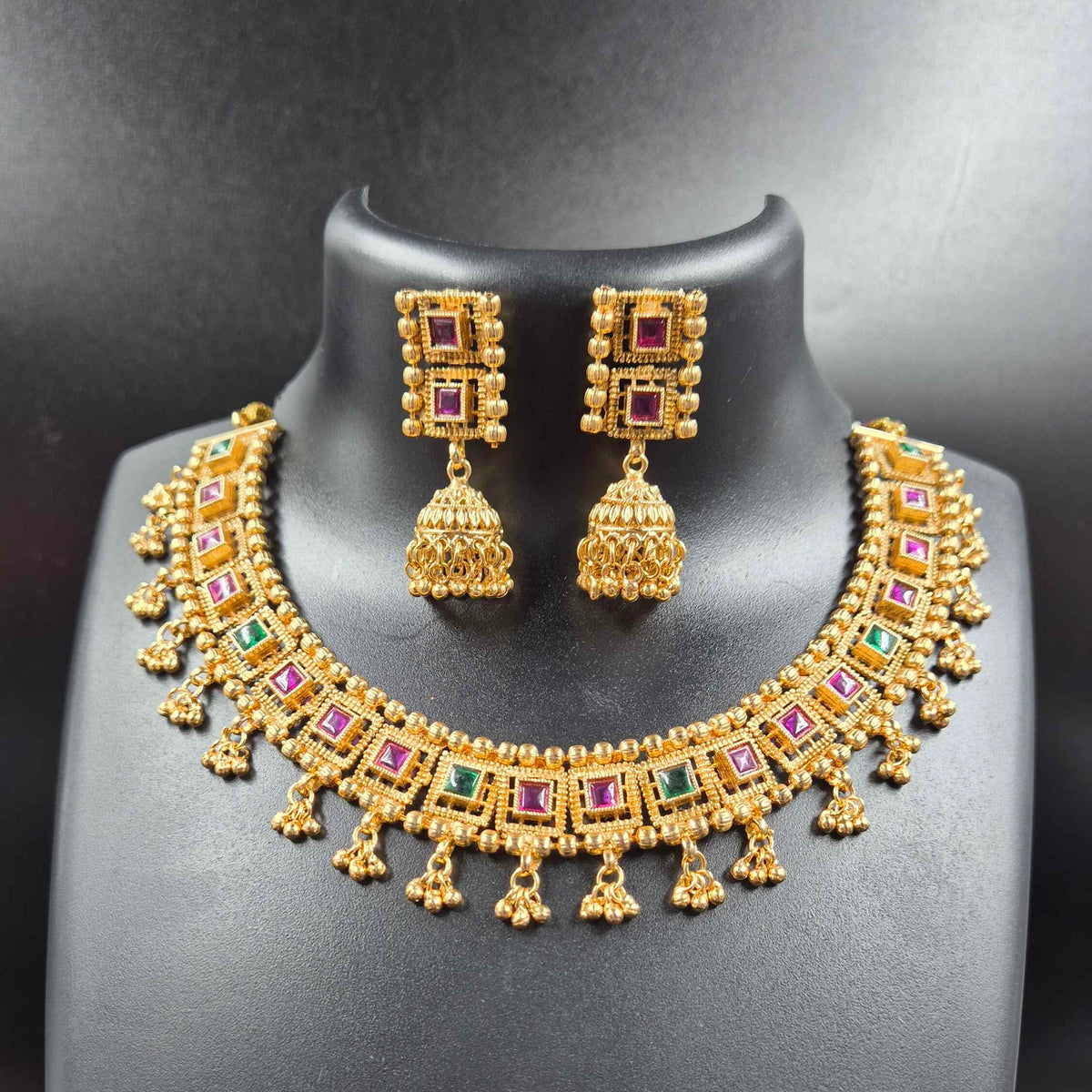Ruby Green Kemp Choker Necklace & Jhumka Set