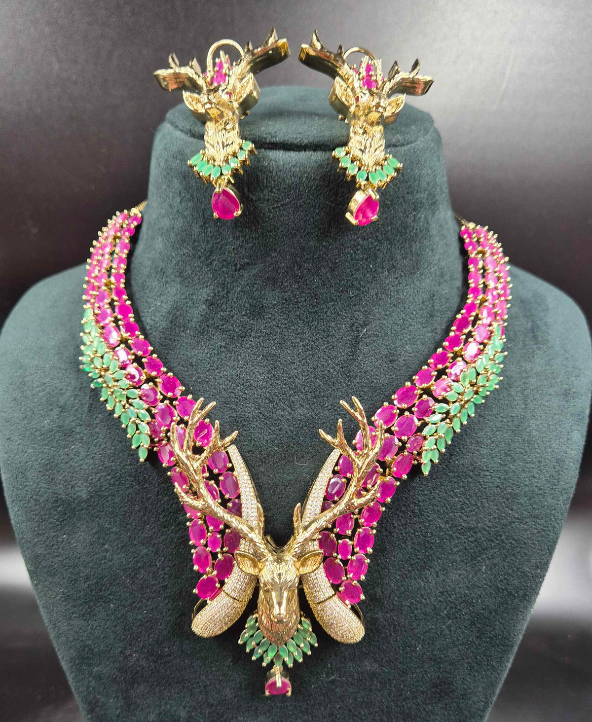 Deer Pendant Ruby and Green Necklace Set