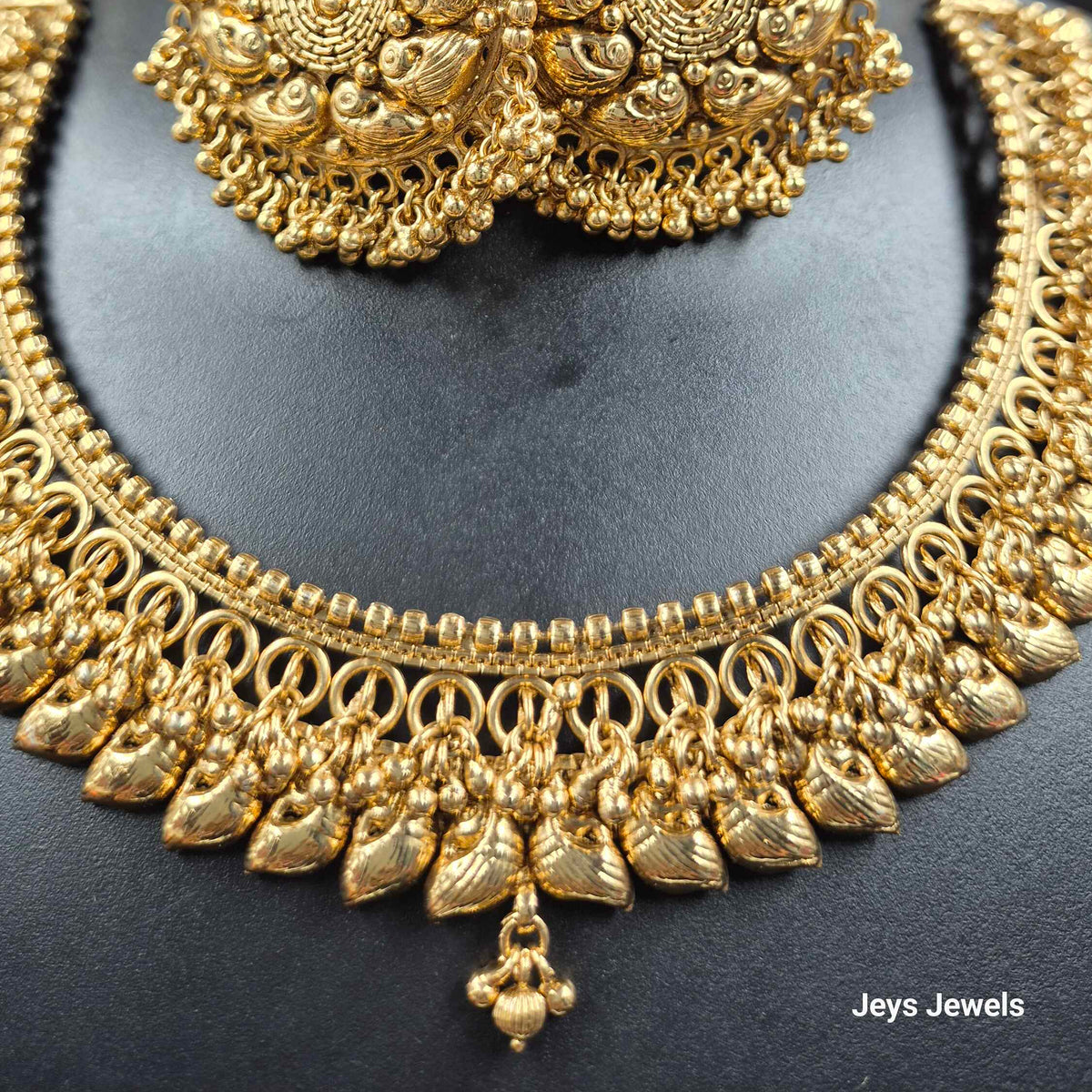 Non idol peacock Necklace Set with chandbali Earrings