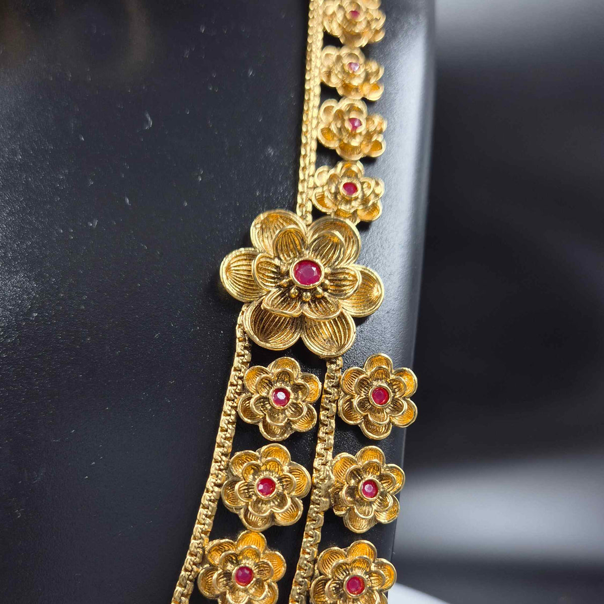 Floral Double Layer Necklace Set with Ruby Stone